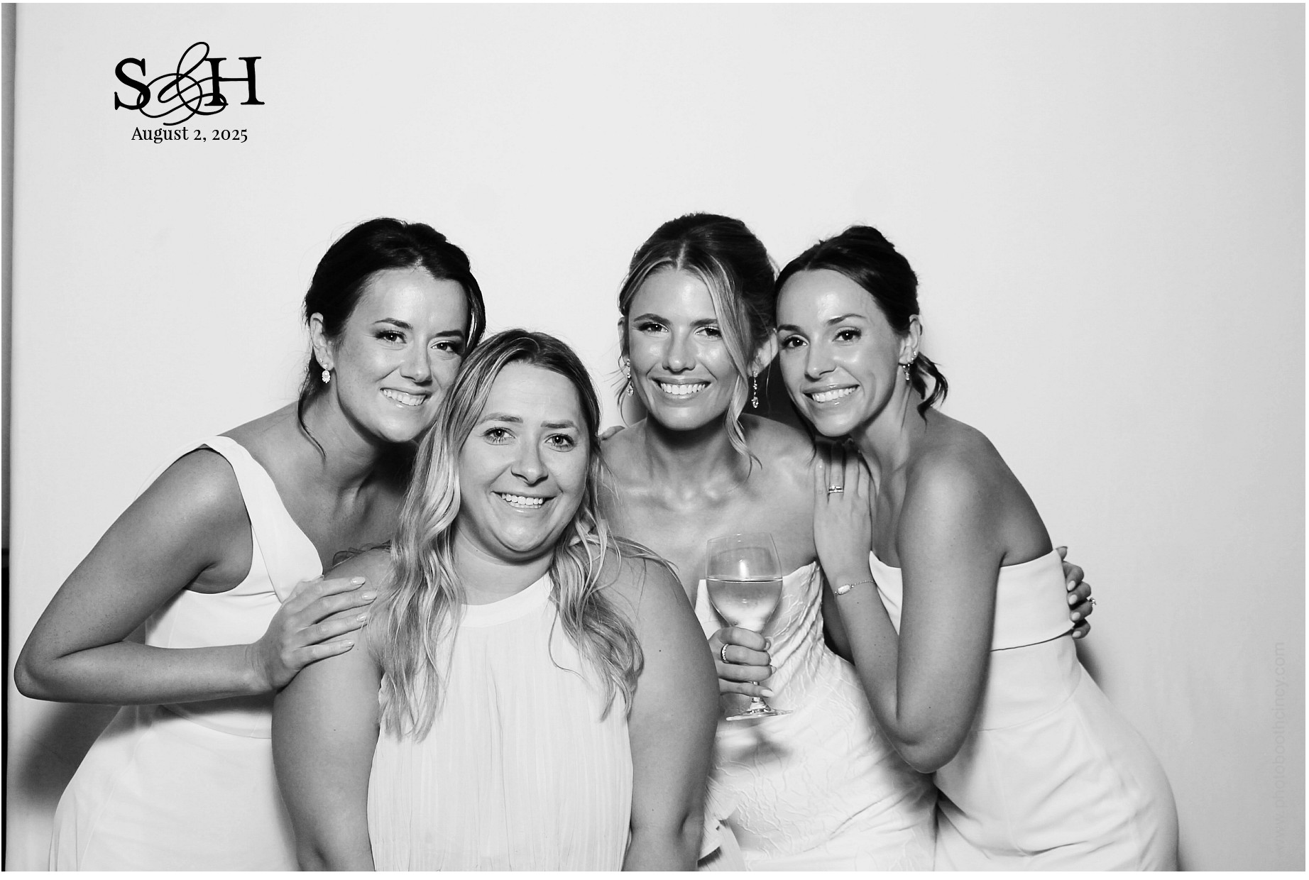 4220 Mayleben x Teel | View more photos from the event at gallery.photoboothcincy.com/u/PhotoBoothCincy/4220-Mayleben-x-Teel
