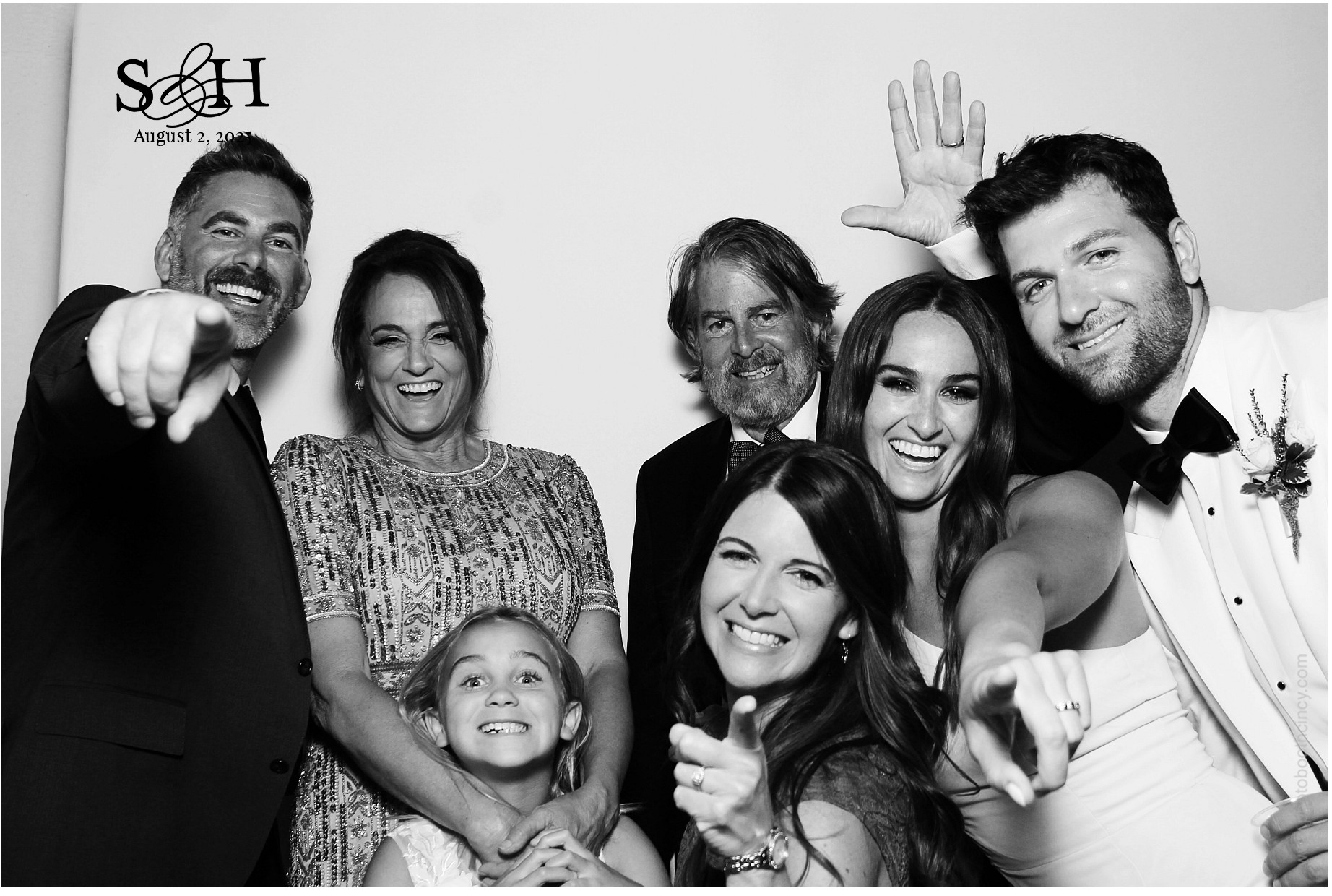 4220 Mayleben x Teel | View more photos from the event at gallery.photoboothcincy.com/u/PhotoBoothCincy/4220-Mayleben-x-Teel