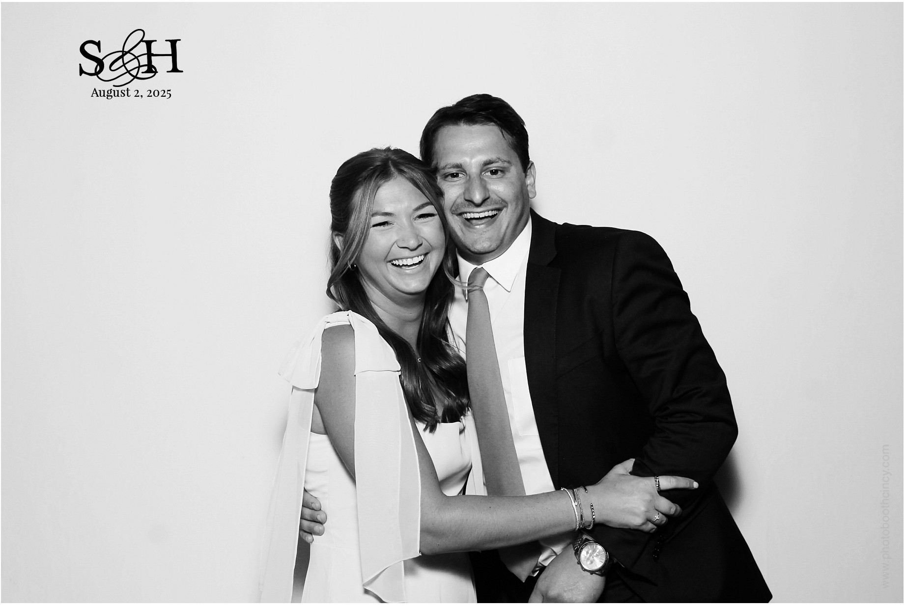 4220 Mayleben x Teel | View more photos from the event at gallery.photoboothcincy.com/u/PhotoBoothCincy/4220-Mayleben-x-Teel
