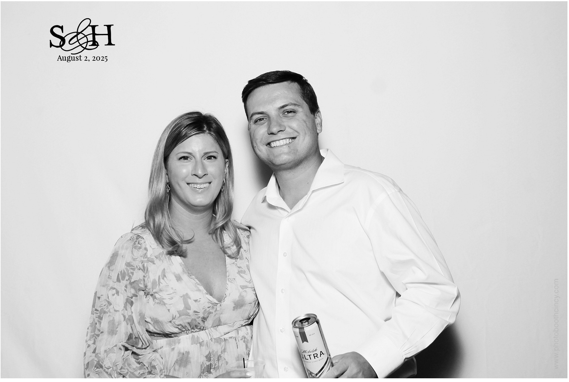 4220 Mayleben x Teel | View more photos from the event at gallery.photoboothcincy.com/u/PhotoBoothCincy/4220-Mayleben-x-Teel