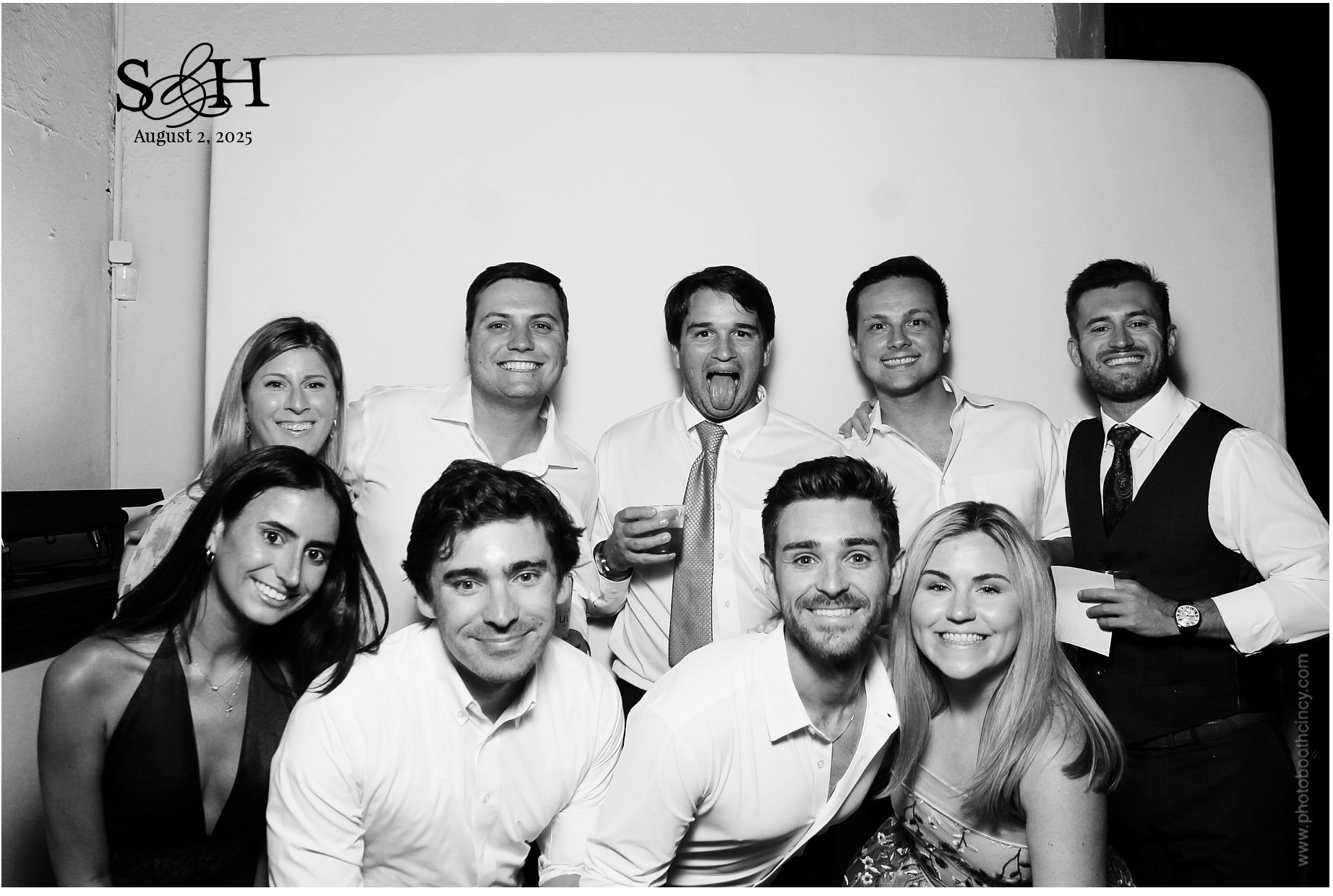 4220 Mayleben x Teel | View more photos from the event at gallery.photoboothcincy.com/u/PhotoBoothCincy/4220-Mayleben-x-Teel