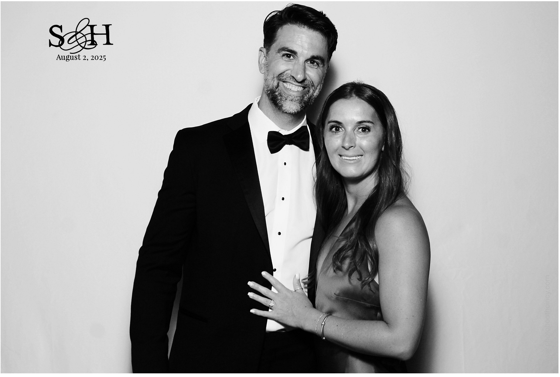 4220 Mayleben x Teel | View more photos from the event at gallery.photoboothcincy.com/u/PhotoBoothCincy/4220-Mayleben-x-Teel