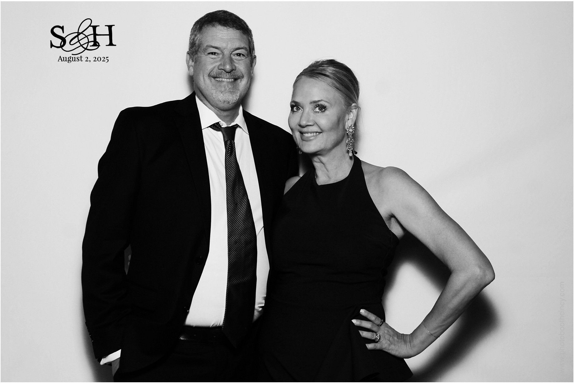 4220 Mayleben x Teel | View more photos from the event at gallery.photoboothcincy.com/u/PhotoBoothCincy/4220-Mayleben-x-Teel