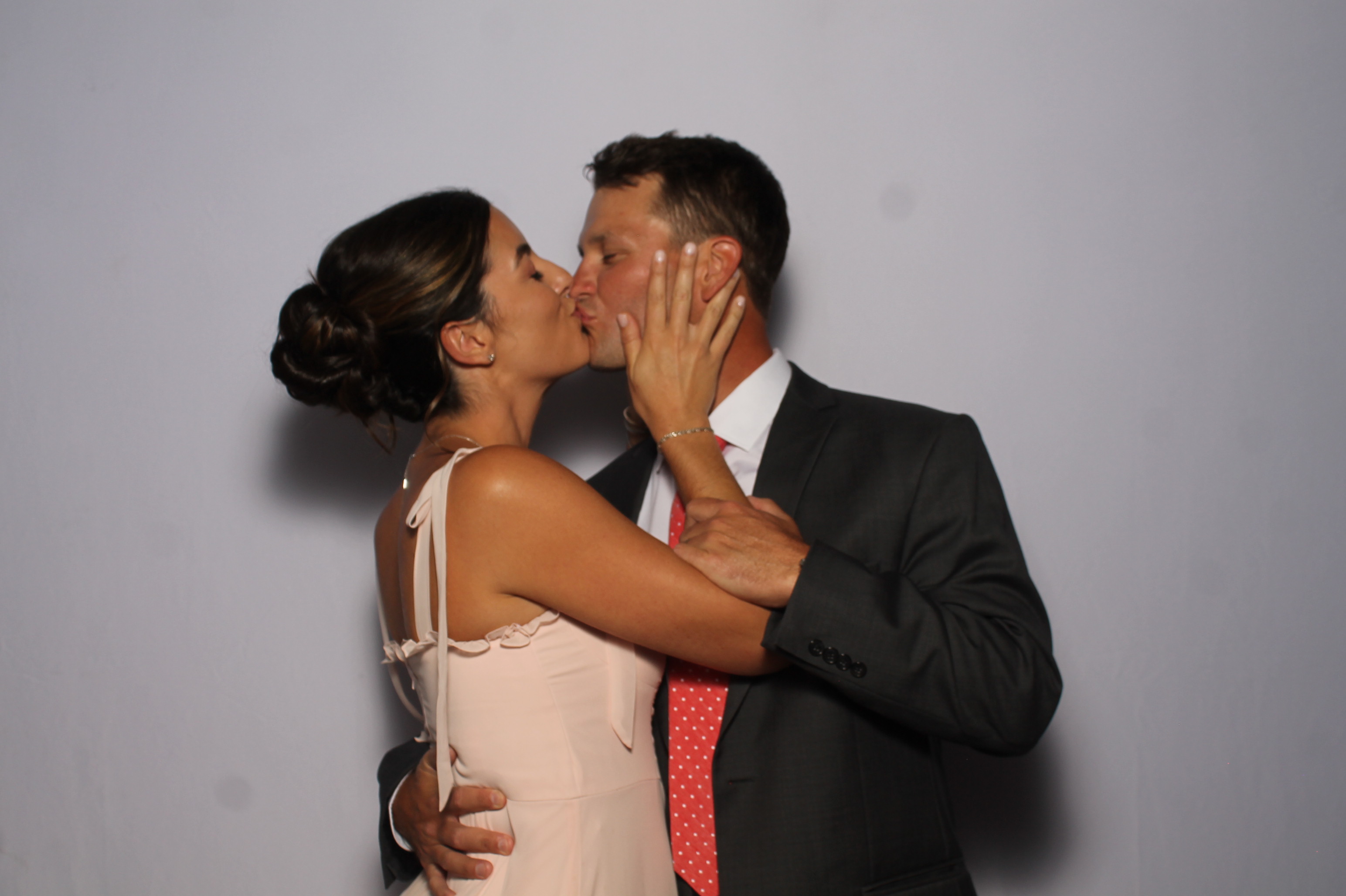 4220 Mayleben x Teel | View more photos from the event at gallery.photoboothcincy.com/u/PhotoBoothCincy/4220-Mayleben-x-Teel