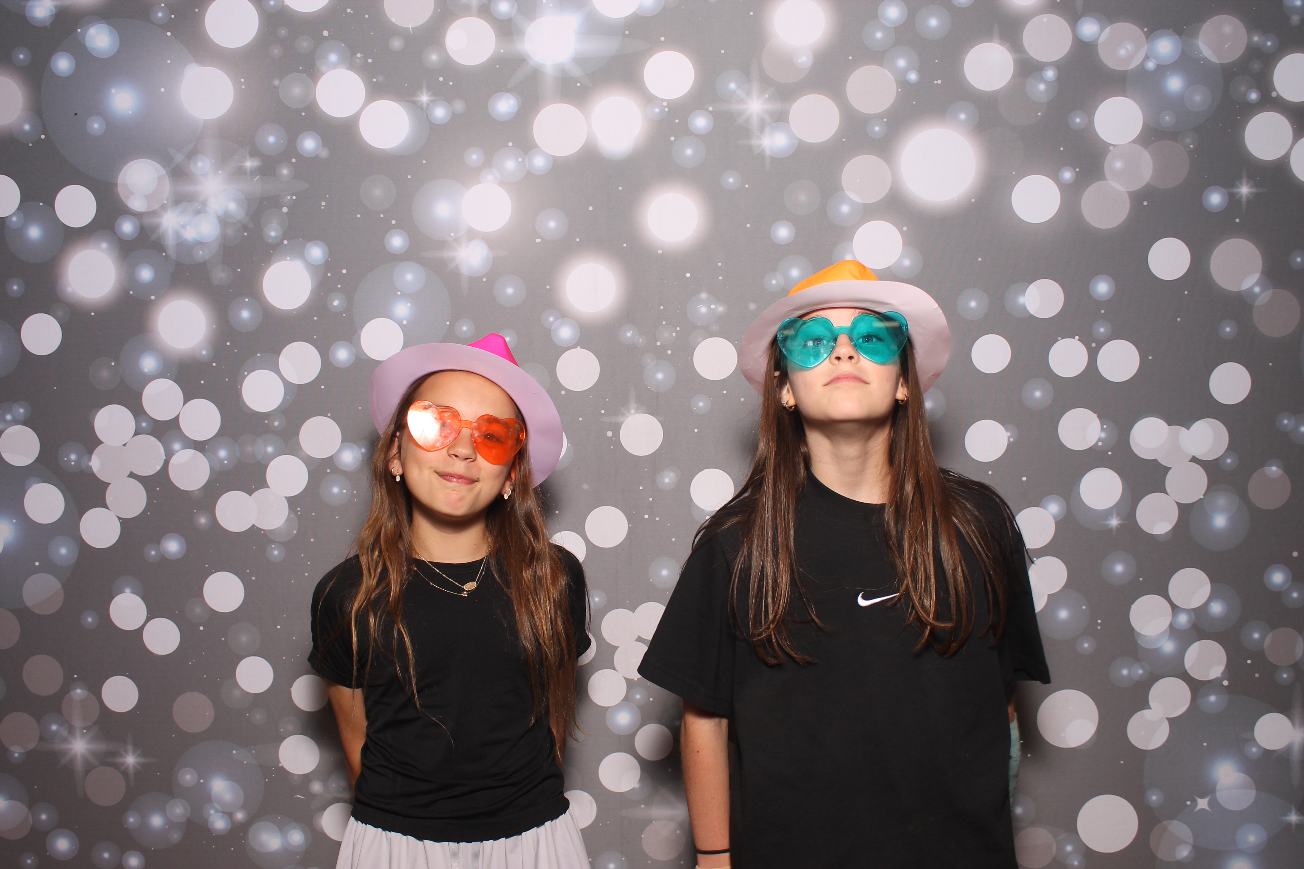 4th Grade Celebration | View more photos from the event at gallery.photoboothcincy.com/u/PhotoBoothCincy/4th-Grade-Celebration