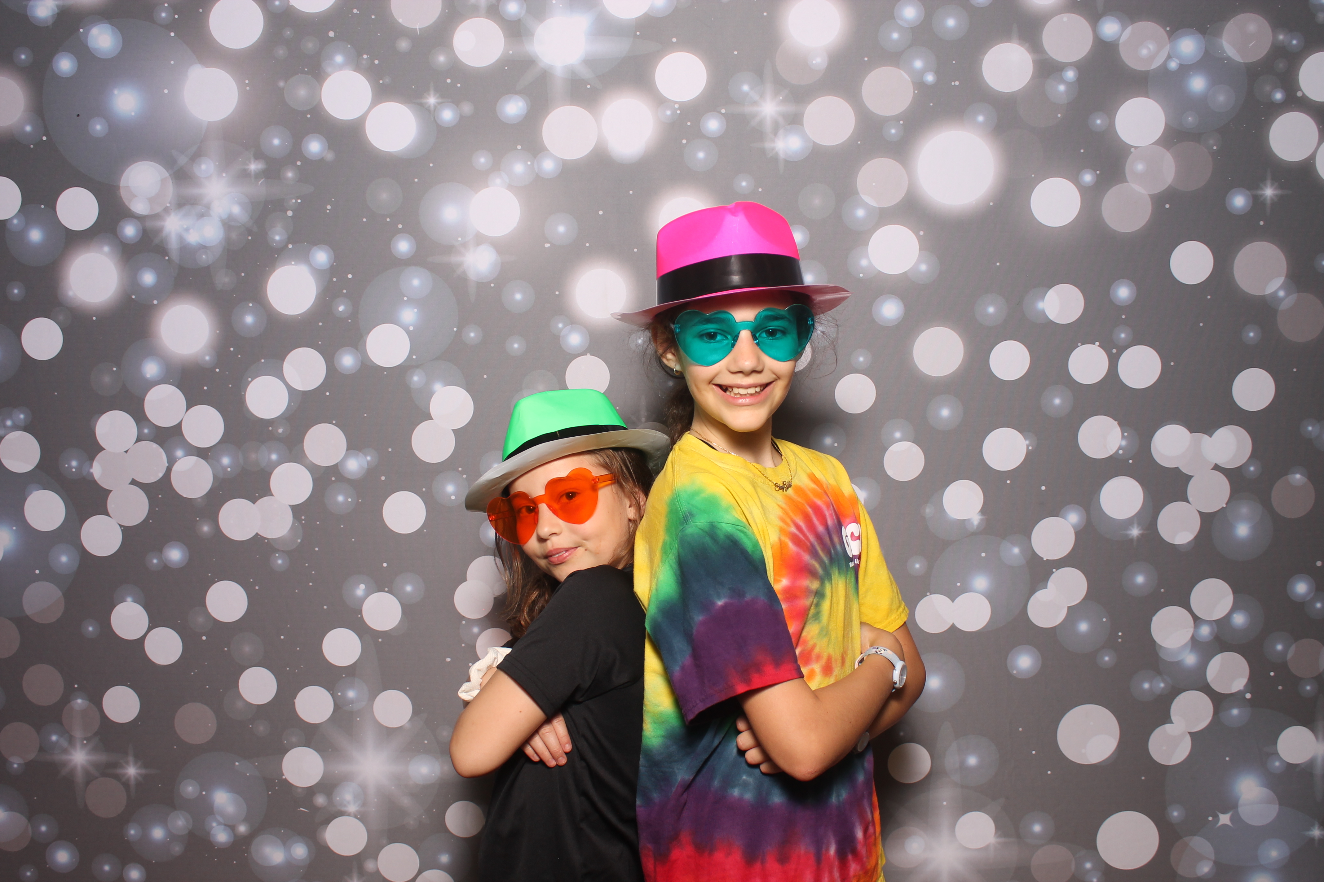 4th Grade Celebration | View more photos from the event at gallery.photoboothcincy.com/u/PhotoBoothCincy/4th-Grade-Celebration