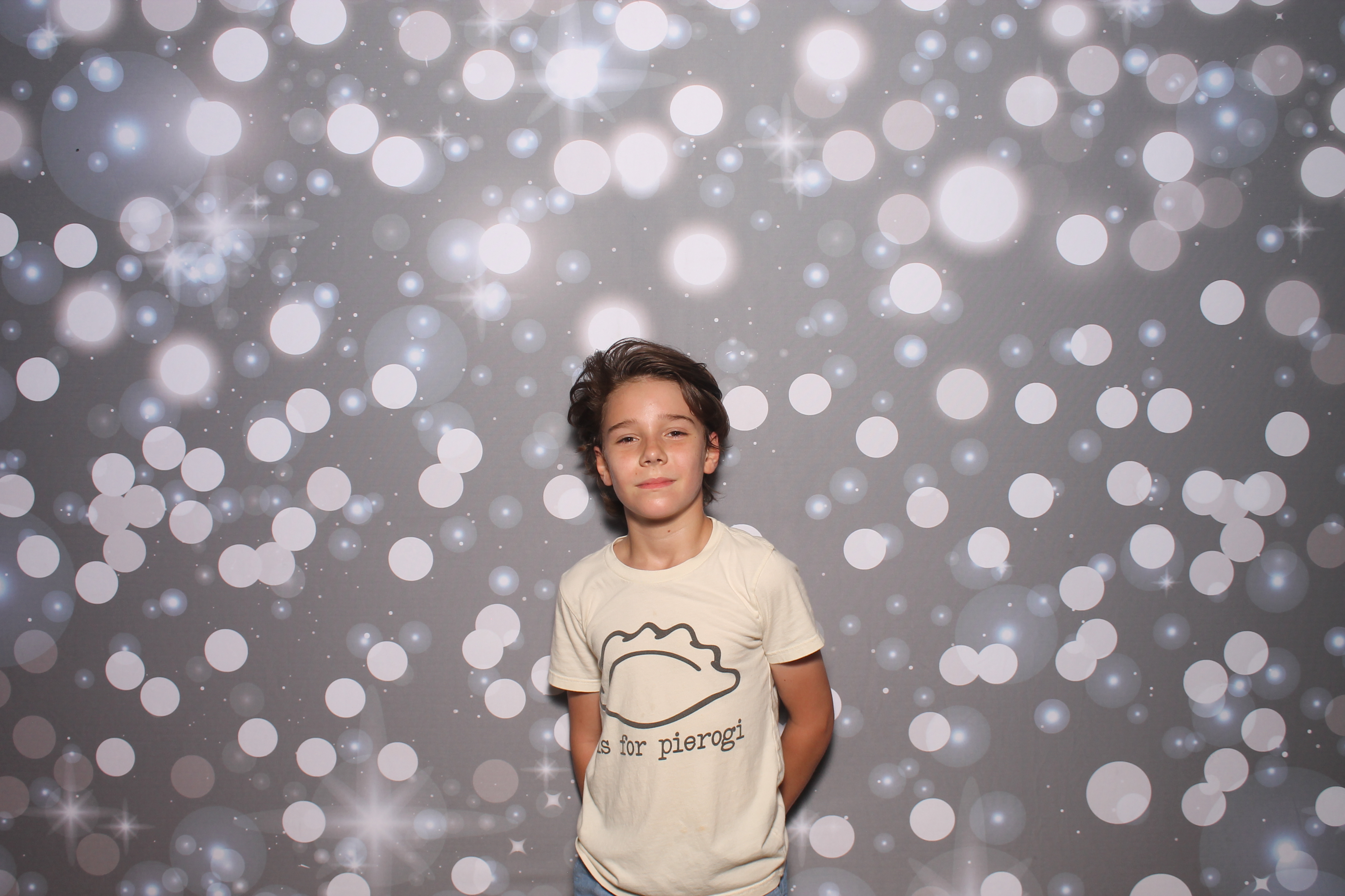 4th Grade Celebration | View more photos from the event at gallery.photoboothcincy.com/u/PhotoBoothCincy/4th-Grade-Celebration