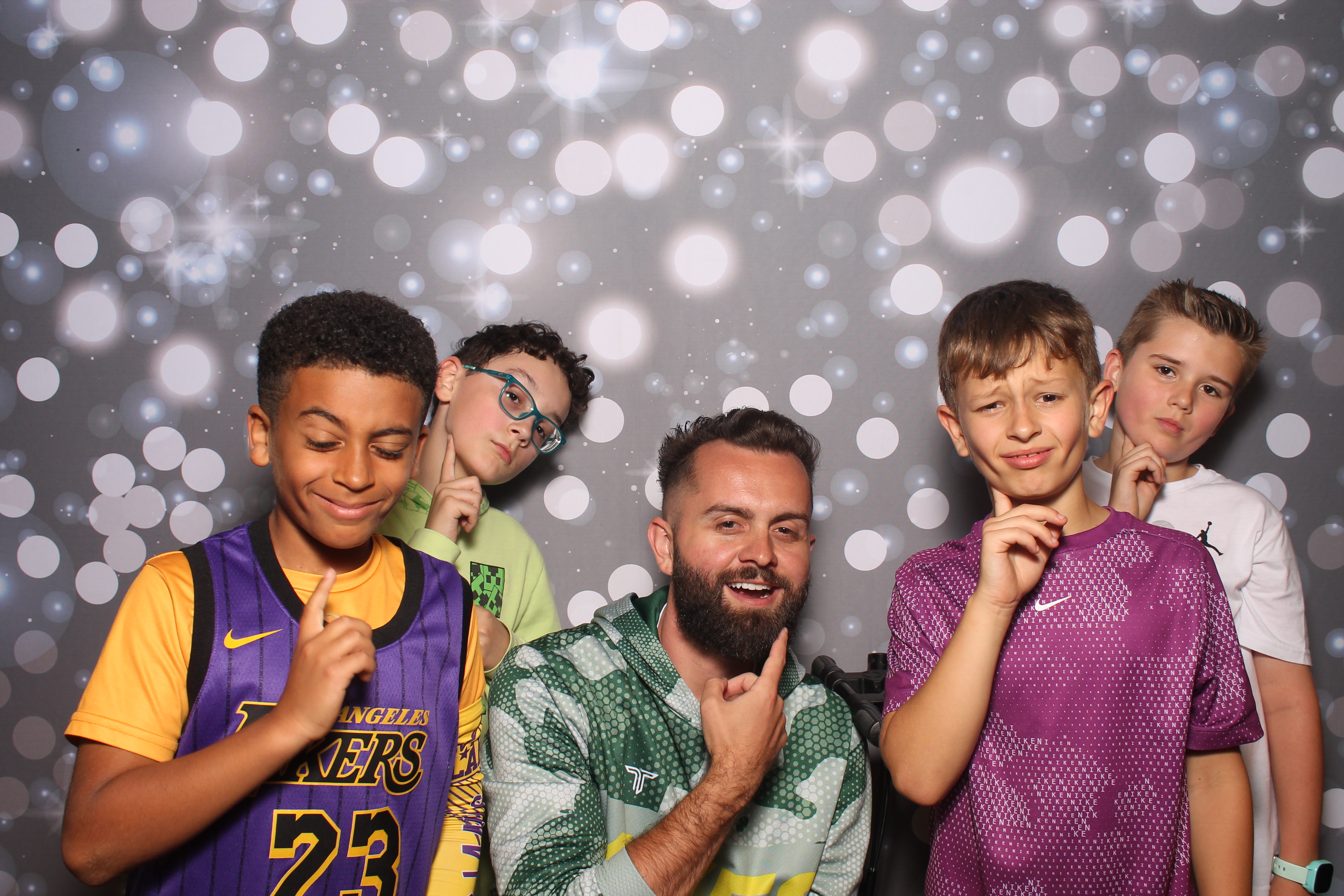 4th Grade Celebration | View more photos from the event at gallery.photoboothcincy.com/u/PhotoBoothCincy/4th-Grade-Celebration
