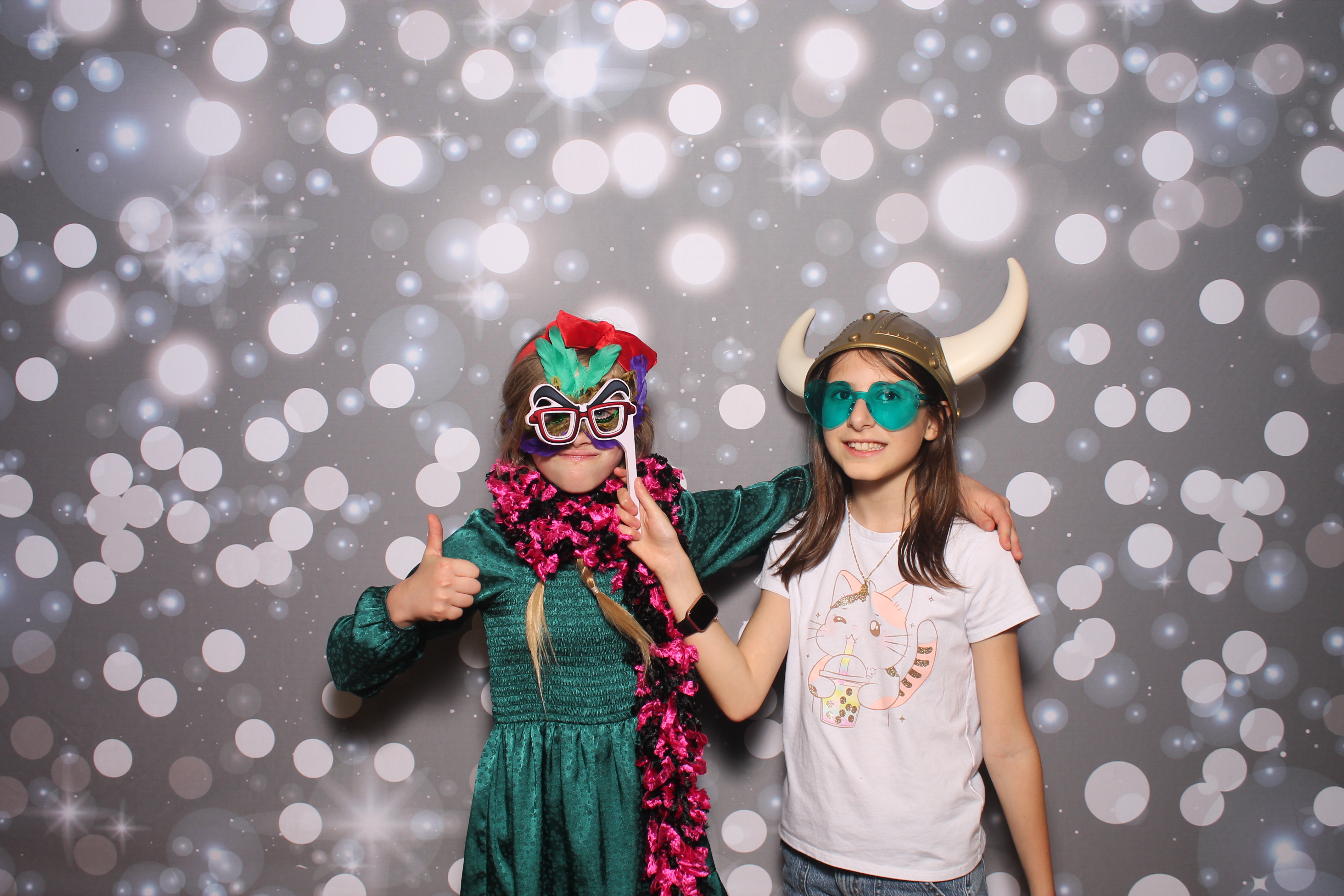 4th Grade Celebration | View more photos from the event at gallery.photoboothcincy.com/u/PhotoBoothCincy/4th-Grade-Celebration