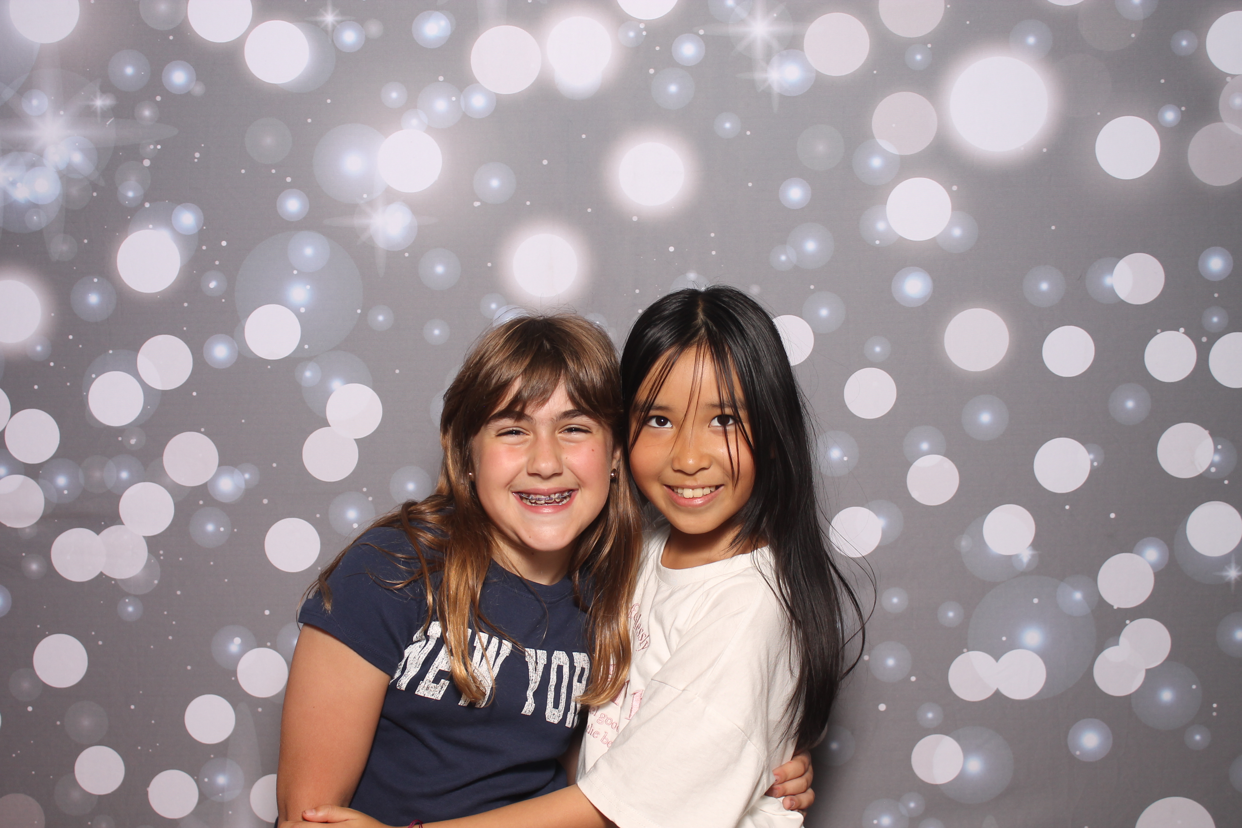 4th Grade Celebration | View more photos from the event at gallery.photoboothcincy.com/u/PhotoBoothCincy/4th-Grade-Celebration