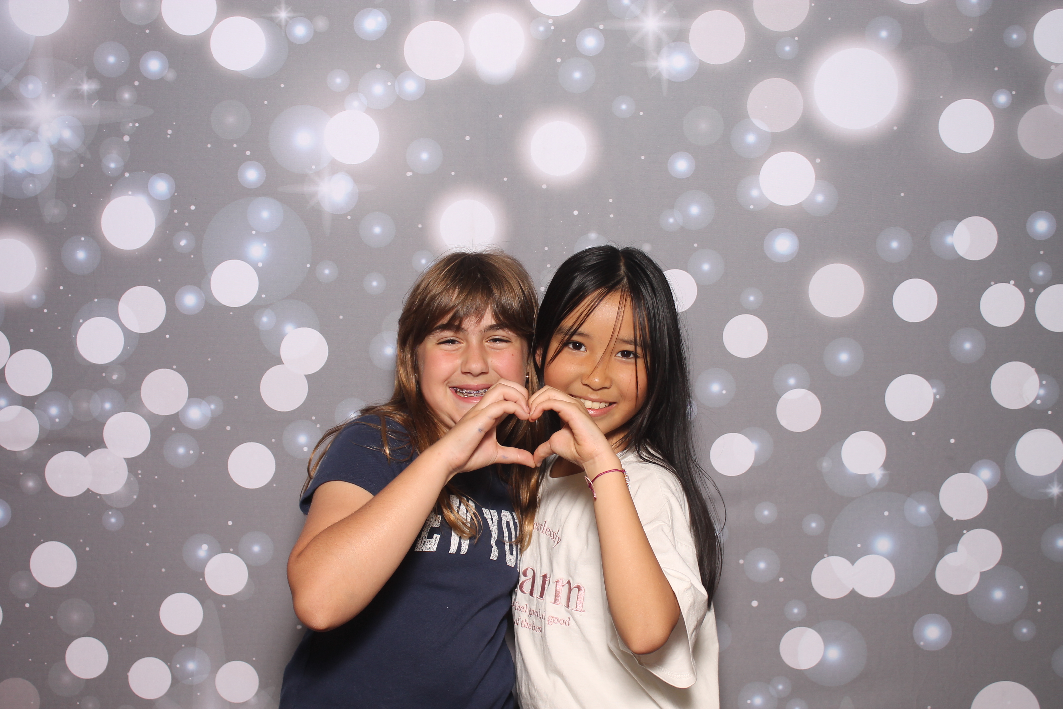 4th Grade Celebration | View more photos from the event at gallery.photoboothcincy.com/u/PhotoBoothCincy/4th-Grade-Celebration