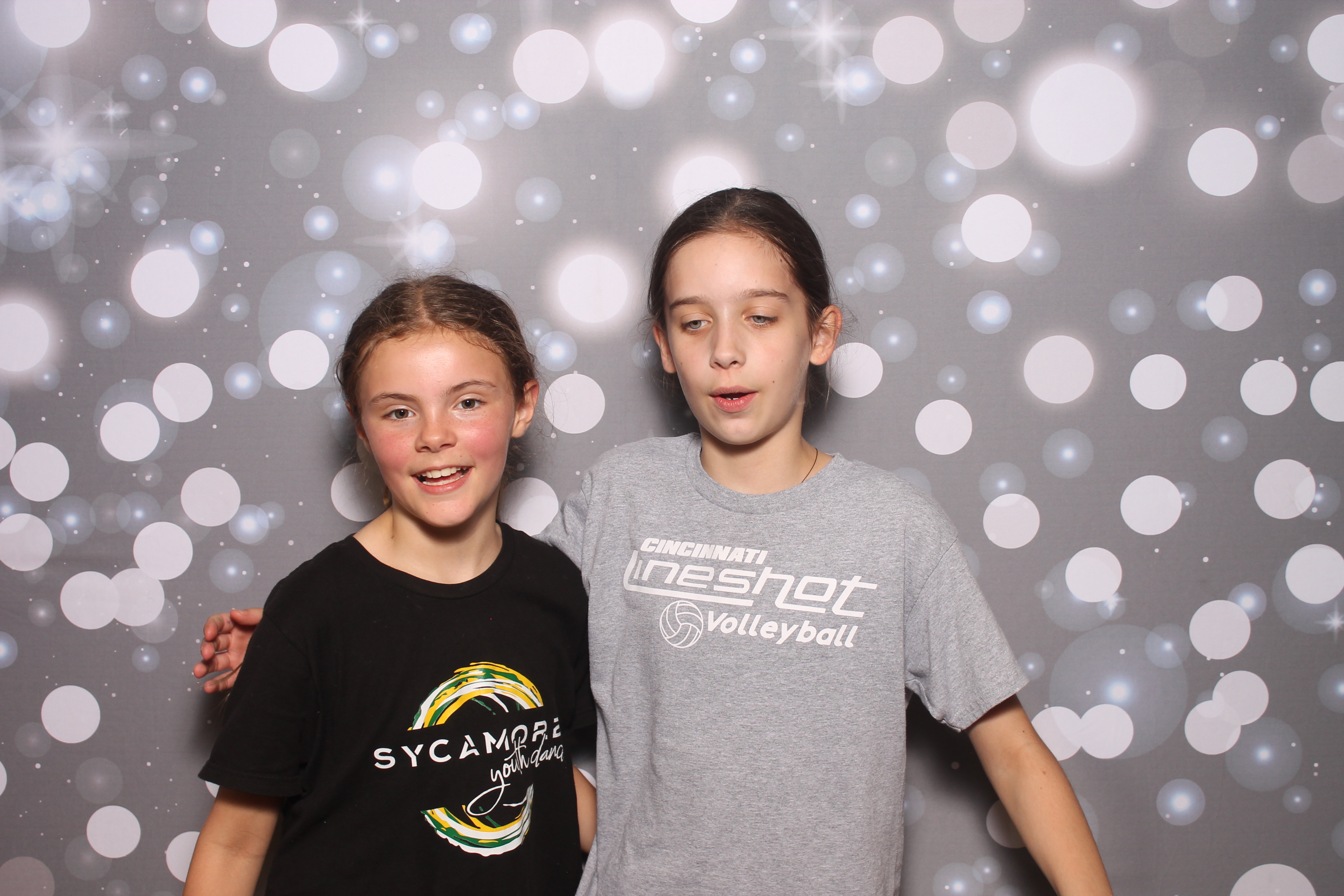 4th Grade Celebration | View more photos from the event at gallery.photoboothcincy.com/u/PhotoBoothCincy/4th-Grade-Celebration