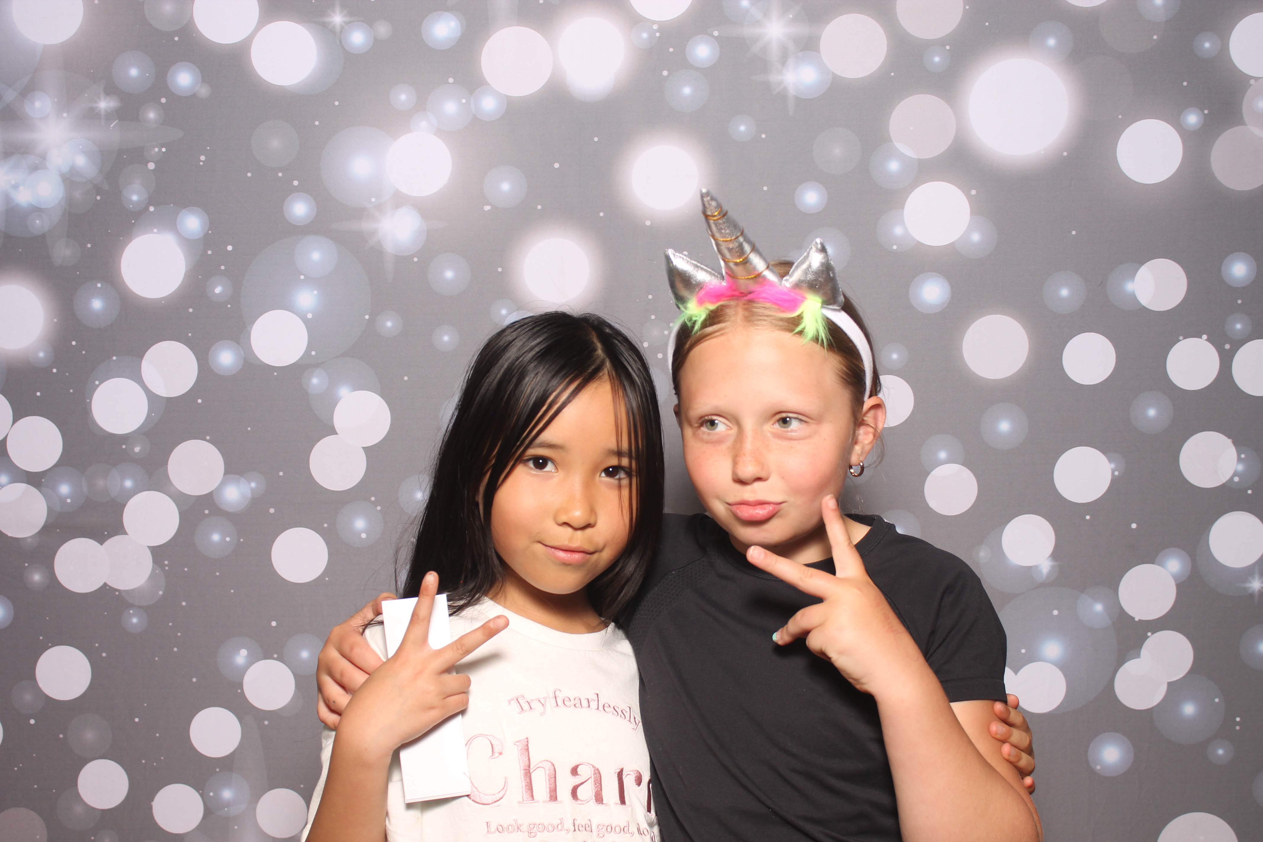 4th Grade Celebration | View more photos from the event at gallery.photoboothcincy.com/u/PhotoBoothCincy/4th-Grade-Celebration