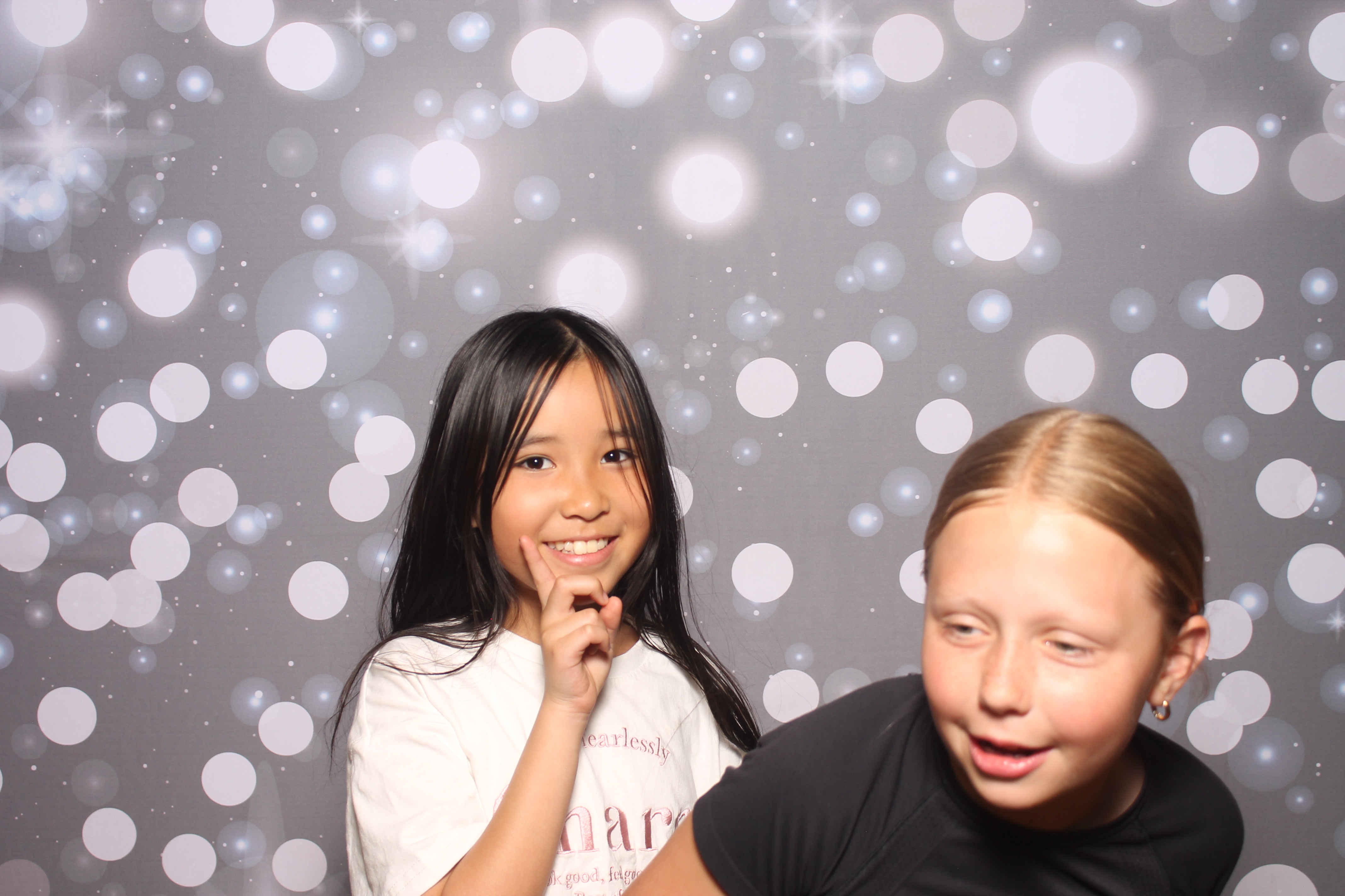 4th Grade Celebration | View more photos from the event at gallery.photoboothcincy.com/u/PhotoBoothCincy/4th-Grade-Celebration