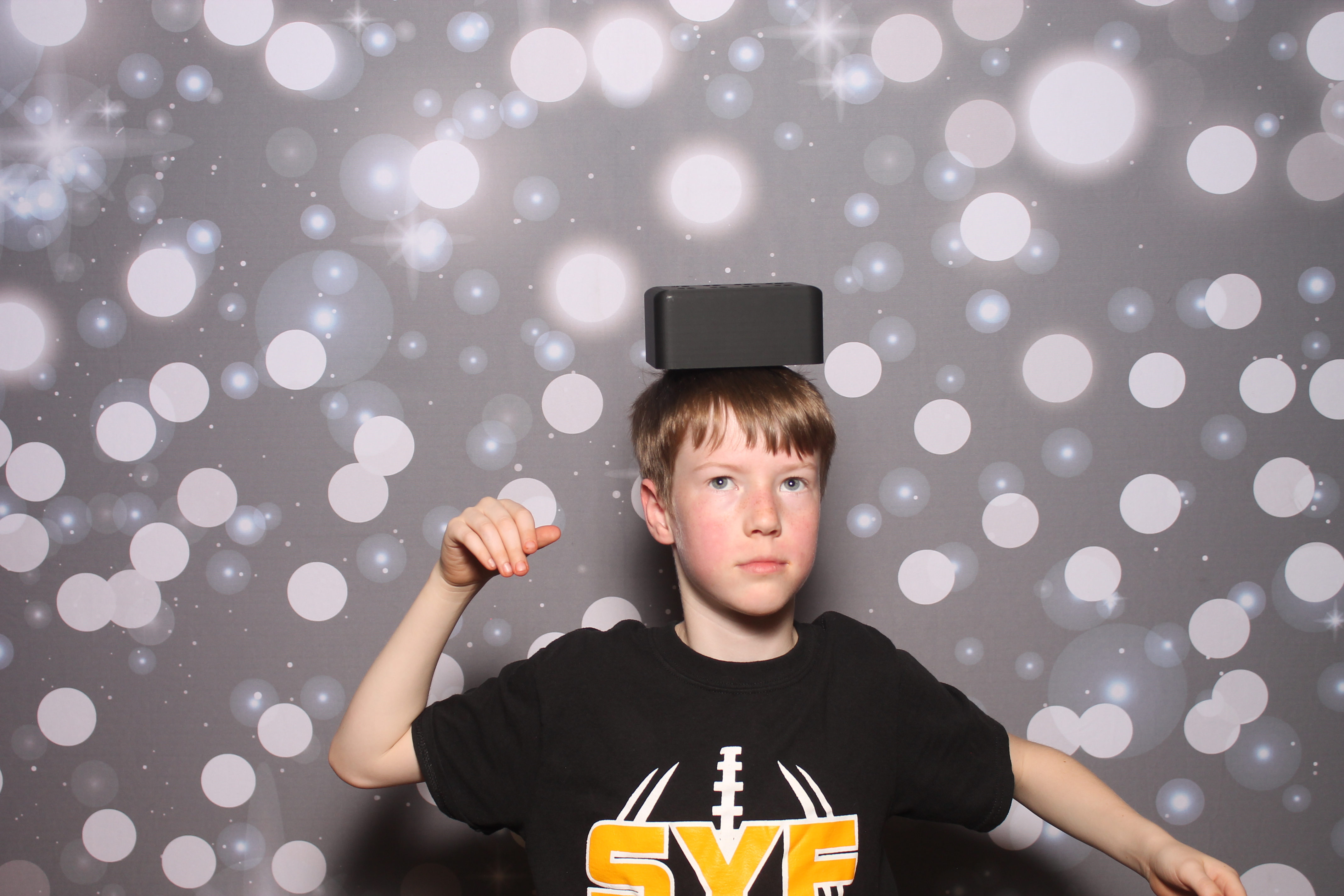4th Grade Celebration | View more photos from the event at gallery.photoboothcincy.com/u/PhotoBoothCincy/4th-Grade-Celebration