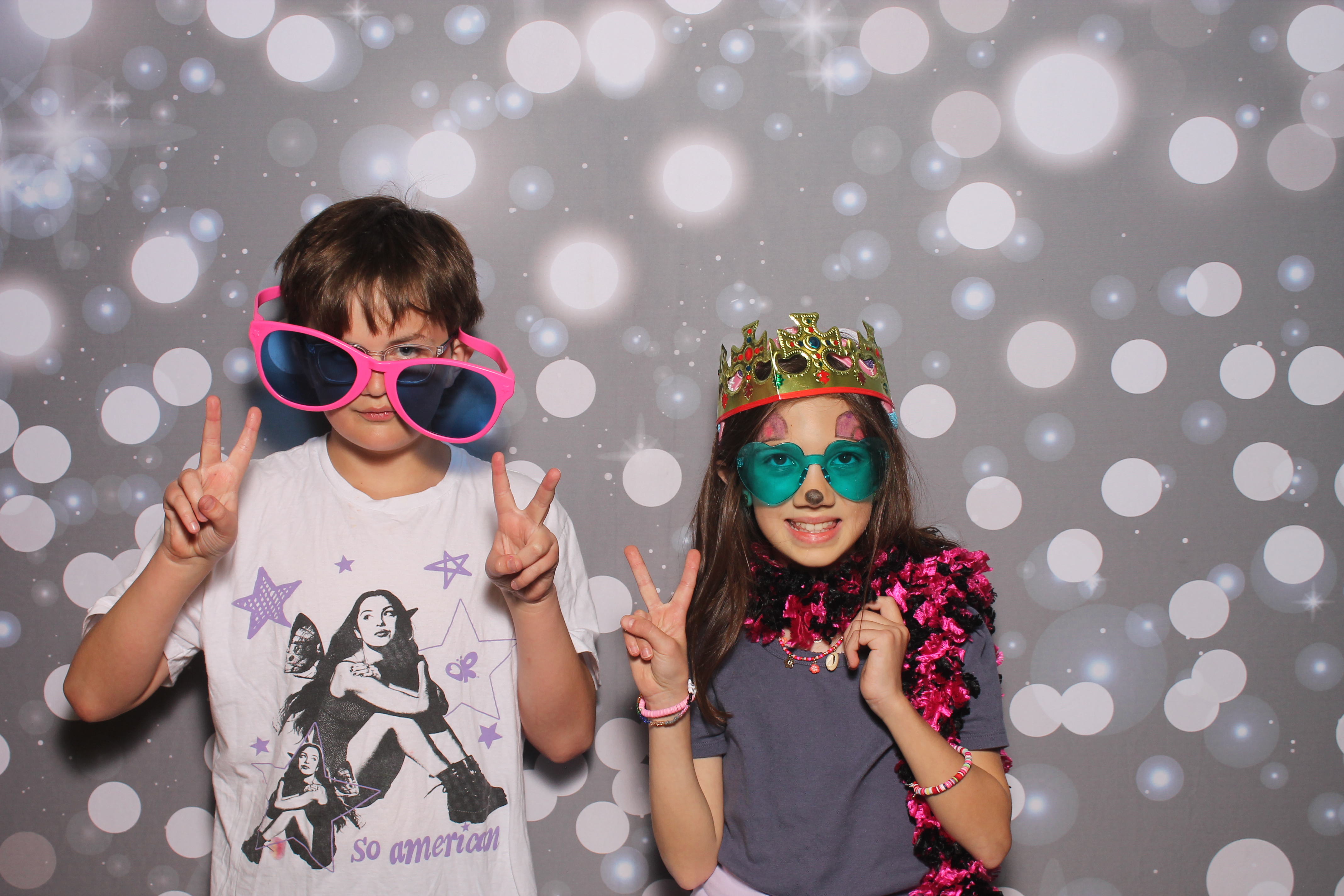 4th Grade Celebration | View more photos from the event at gallery.photoboothcincy.com/u/PhotoBoothCincy/4th-Grade-Celebration
