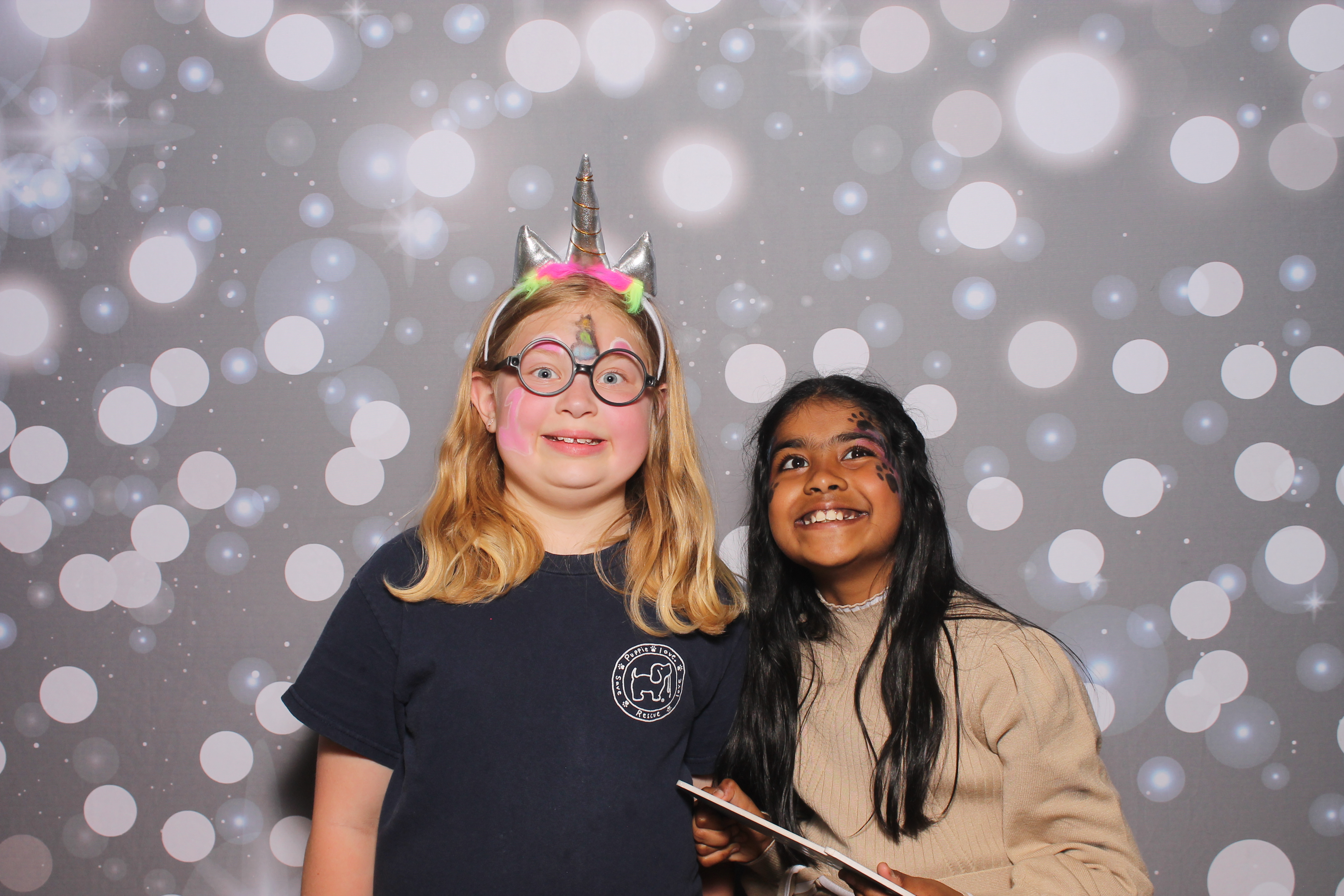 4th Grade Celebration | View more photos from the event at gallery.photoboothcincy.com/u/PhotoBoothCincy/4th-Grade-Celebration