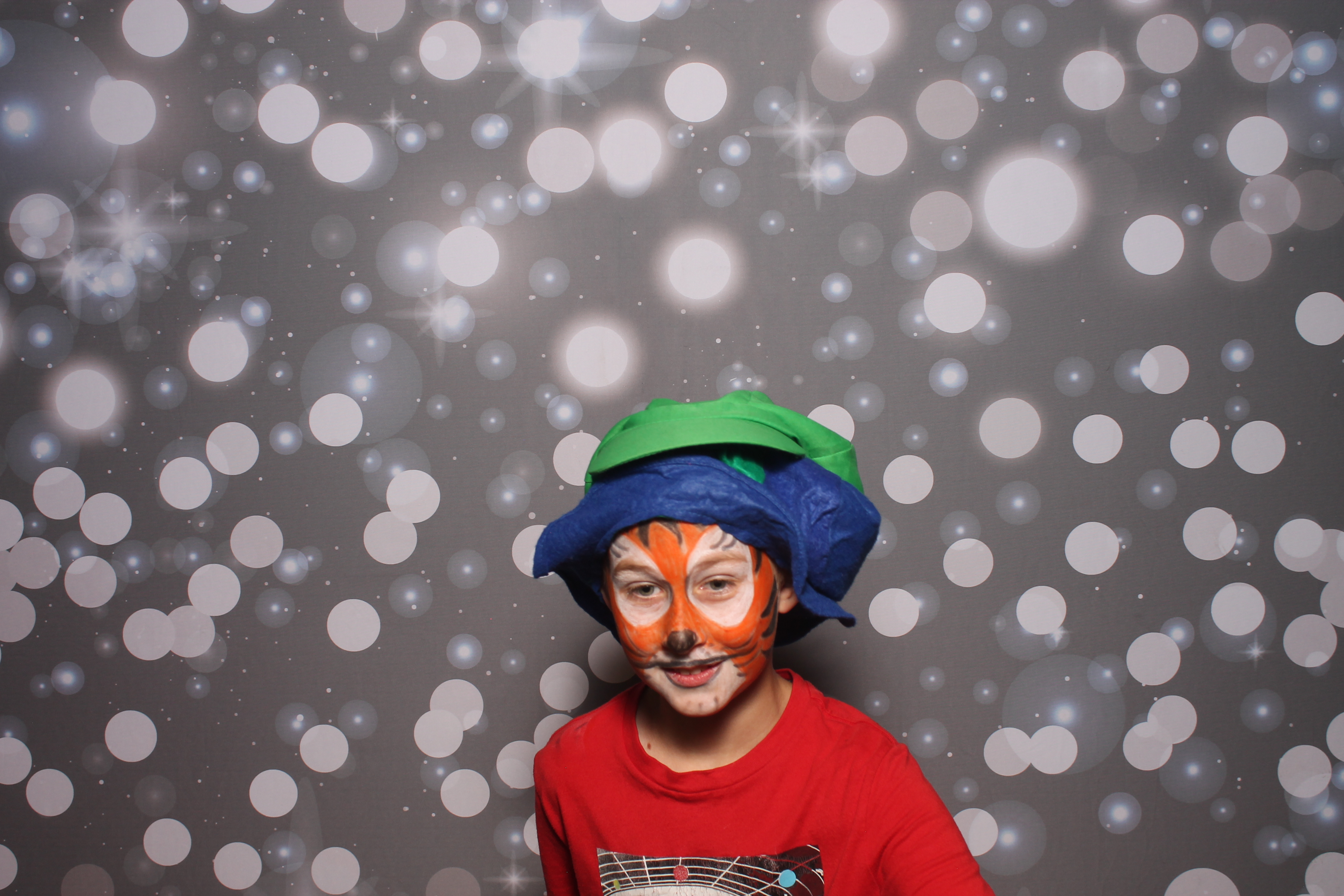 4th Grade Celebration | View more photos from the event at gallery.photoboothcincy.com/u/PhotoBoothCincy/4th-Grade-Celebration