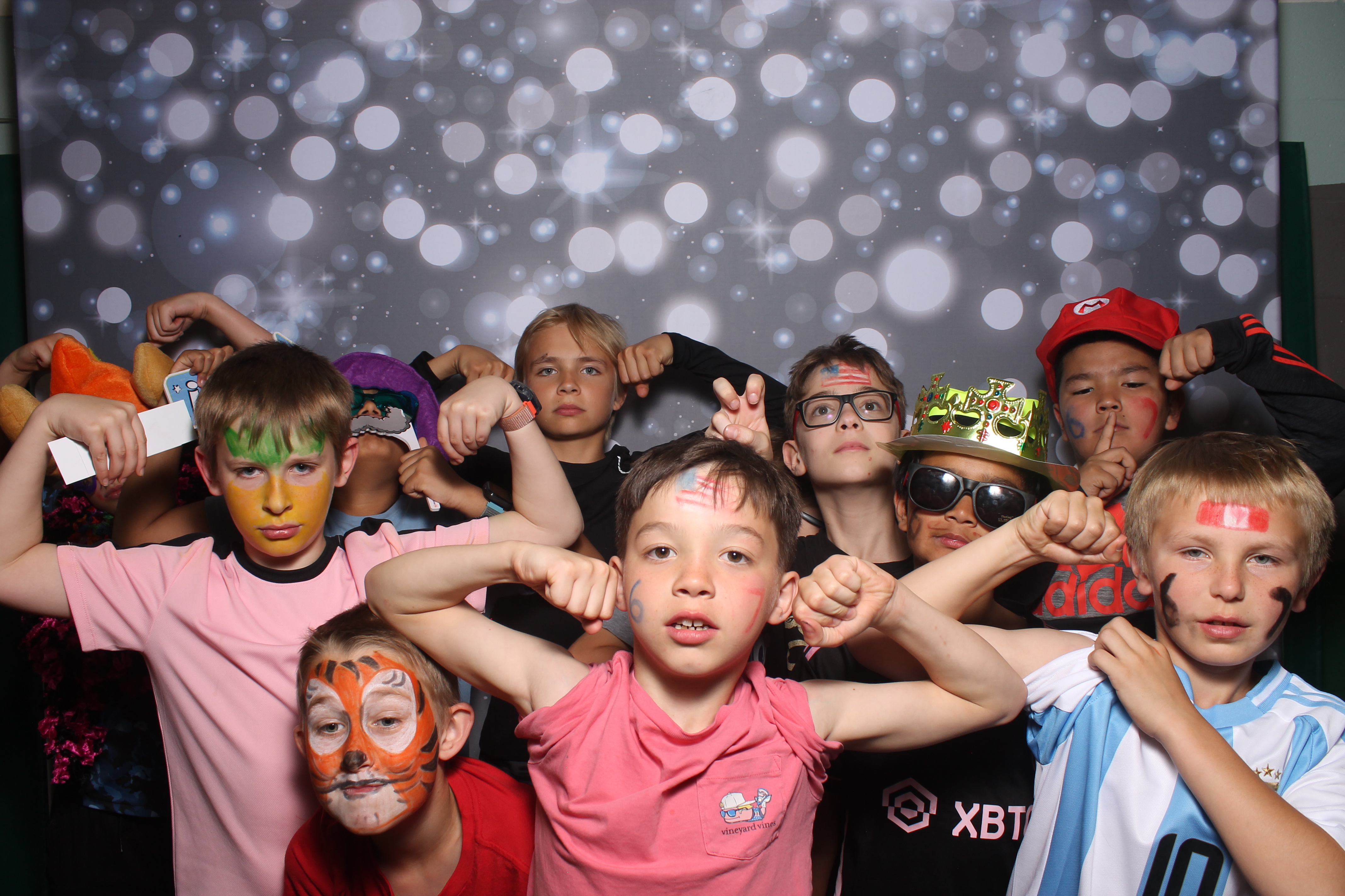 4th Grade Celebration | View more photos from the event at gallery.photoboothcincy.com/u/PhotoBoothCincy/4th-Grade-Celebration