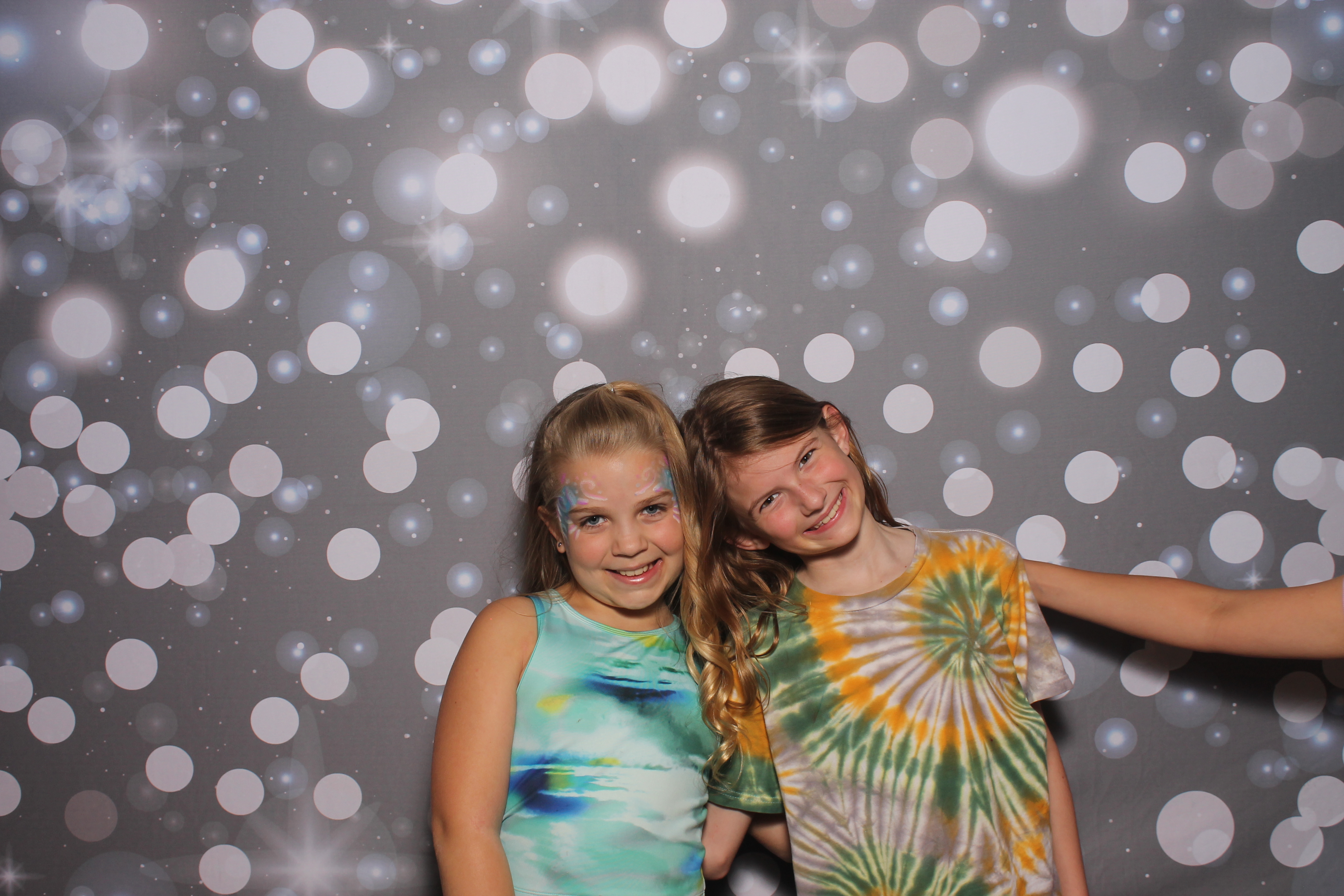 4th Grade Celebration | View more photos from the event at gallery.photoboothcincy.com/u/PhotoBoothCincy/4th-Grade-Celebration