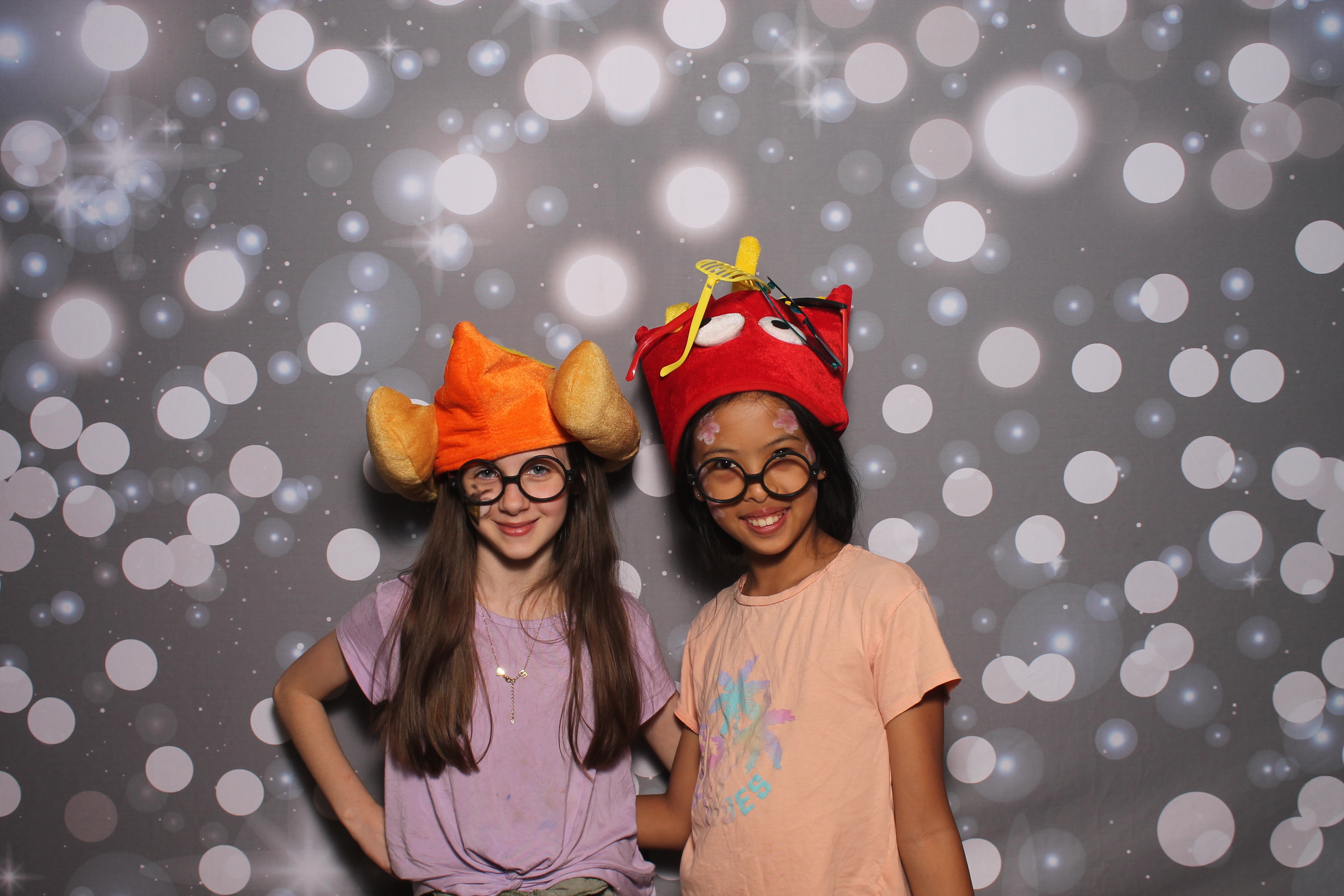 4th Grade Celebration | View more photos from the event at gallery.photoboothcincy.com/u/PhotoBoothCincy/4th-Grade-Celebration
