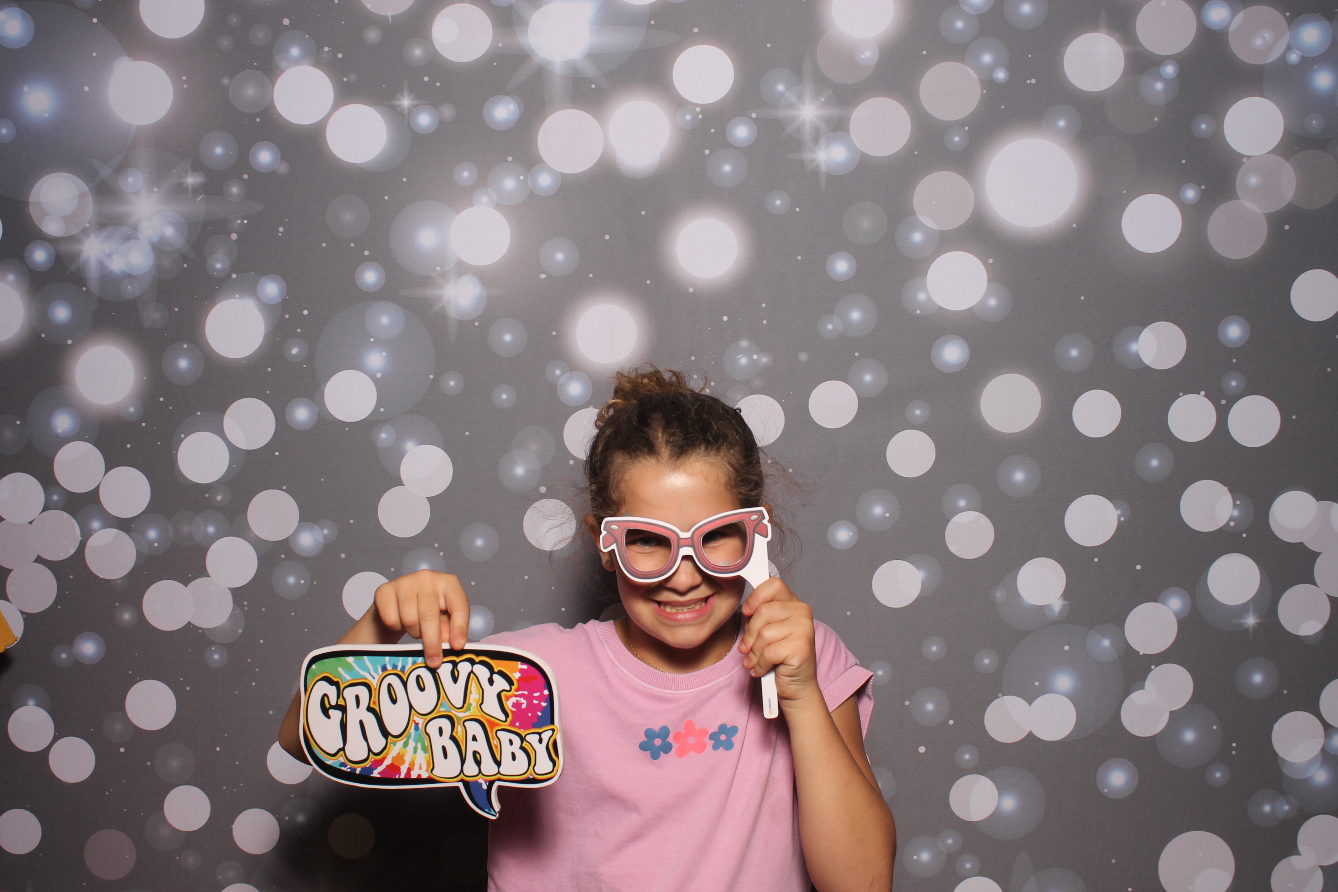 4th Grade Celebration | View more photos from the event at gallery.photoboothcincy.com/u/PhotoBoothCincy/4th-Grade-Celebration