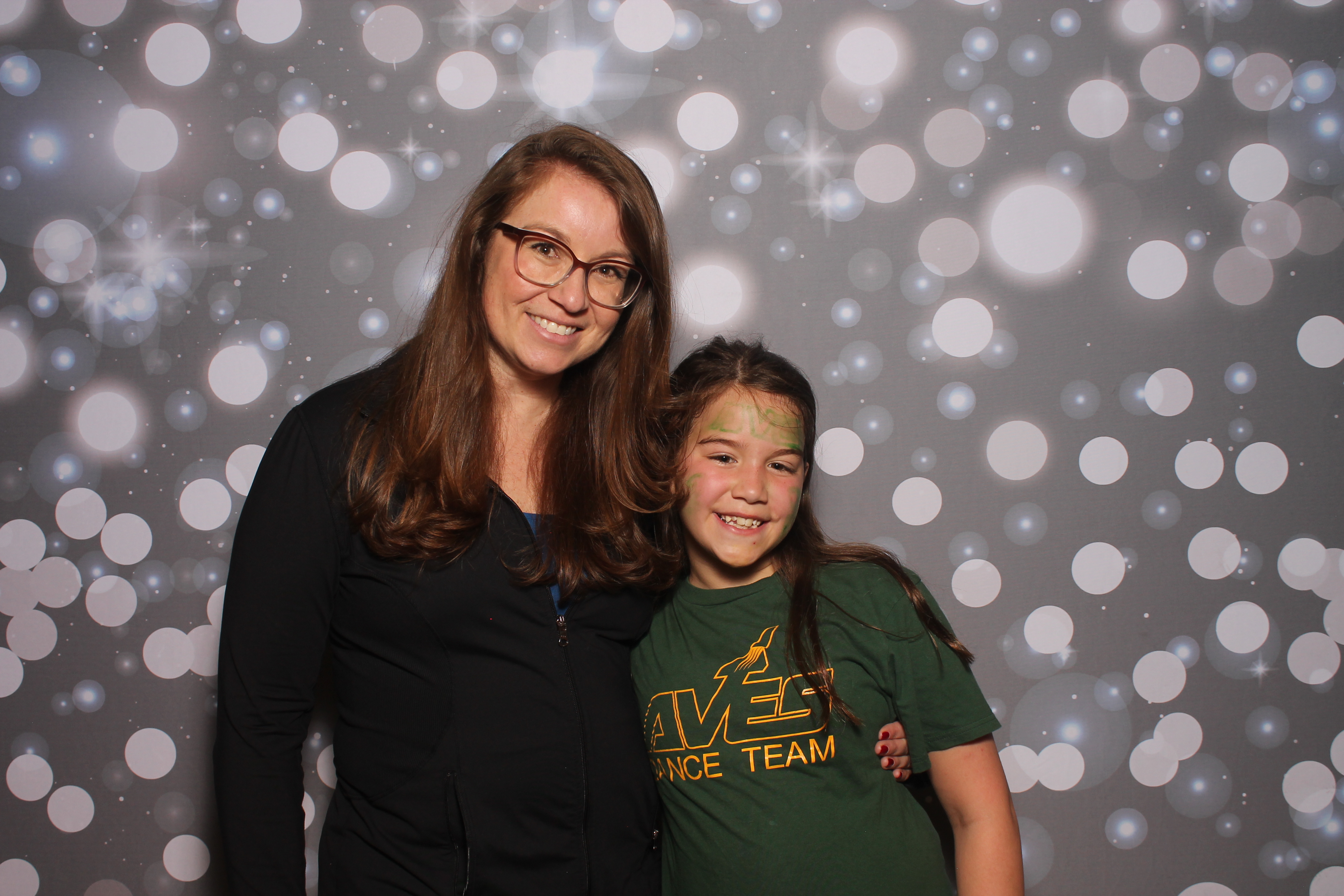 4th Grade Celebration | View more photos from the event at gallery.photoboothcincy.com/u/PhotoBoothCincy/4th-Grade-Celebration