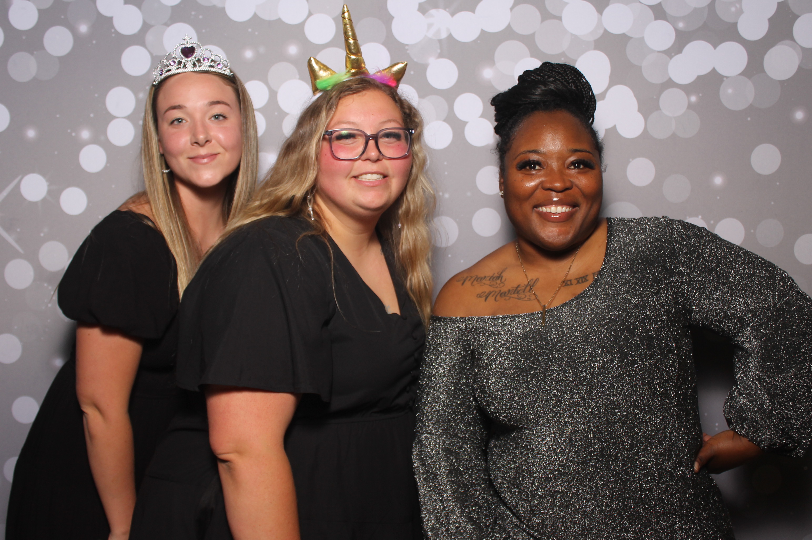6th District Prom | View more photos from the event at gallery.photoboothcincy.com/u/PhotoBoothCincy/6th-District-Prom