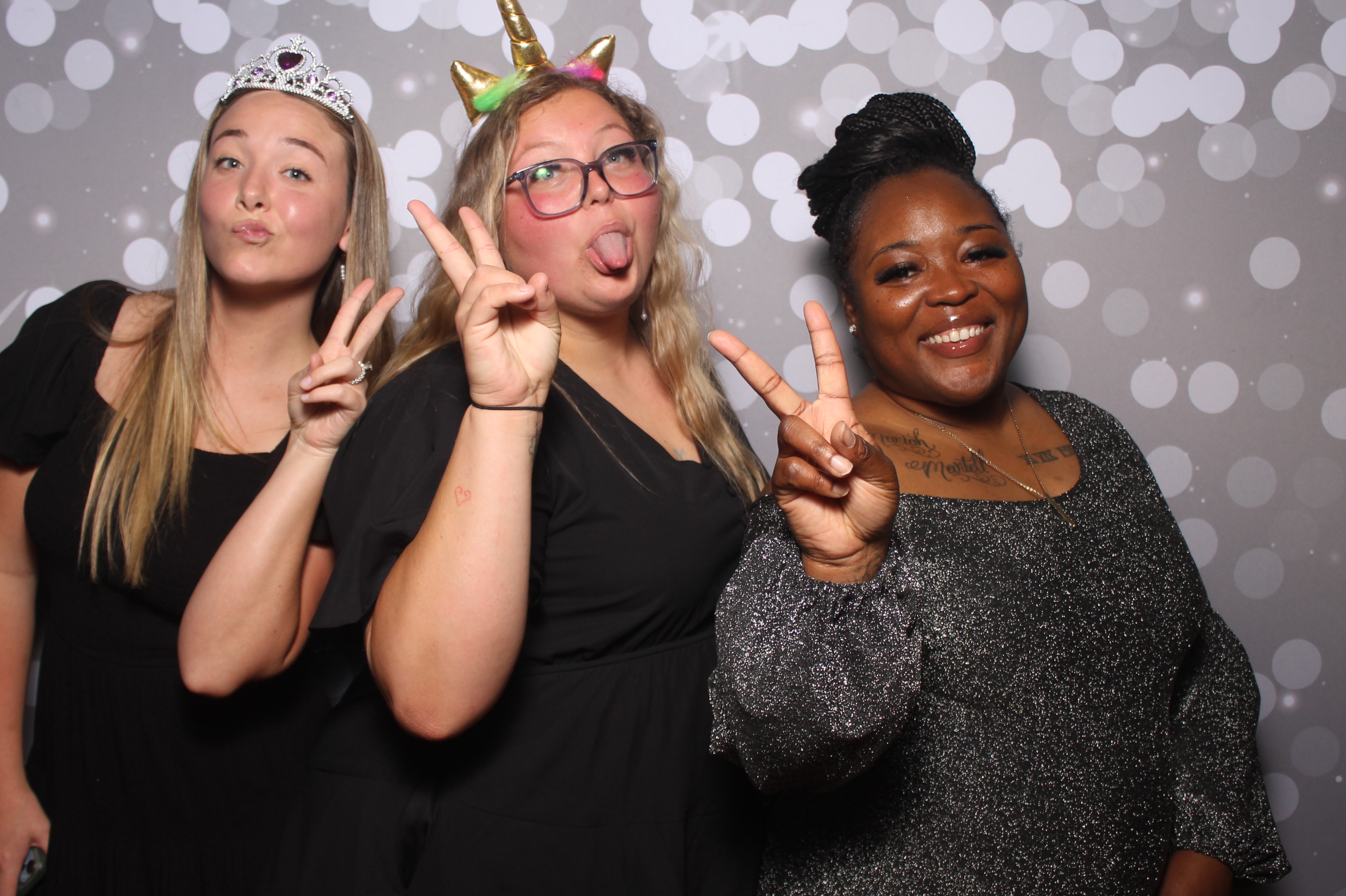 6th District Prom | View more photos from the event at gallery.photoboothcincy.com/u/PhotoBoothCincy/6th-District-Prom