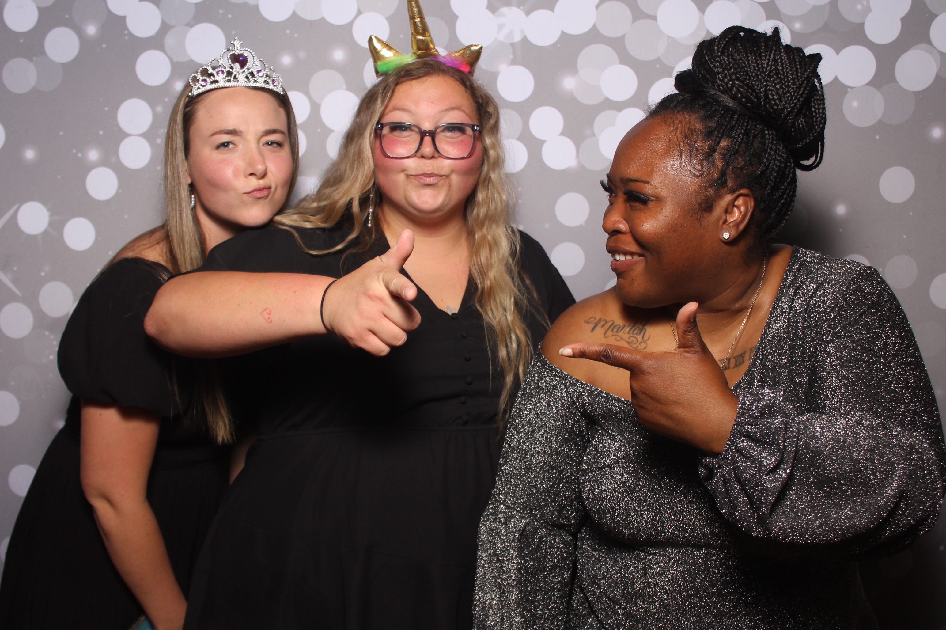 6th District Prom | View more photos from the event at gallery.photoboothcincy.com/u/PhotoBoothCincy/6th-District-Prom