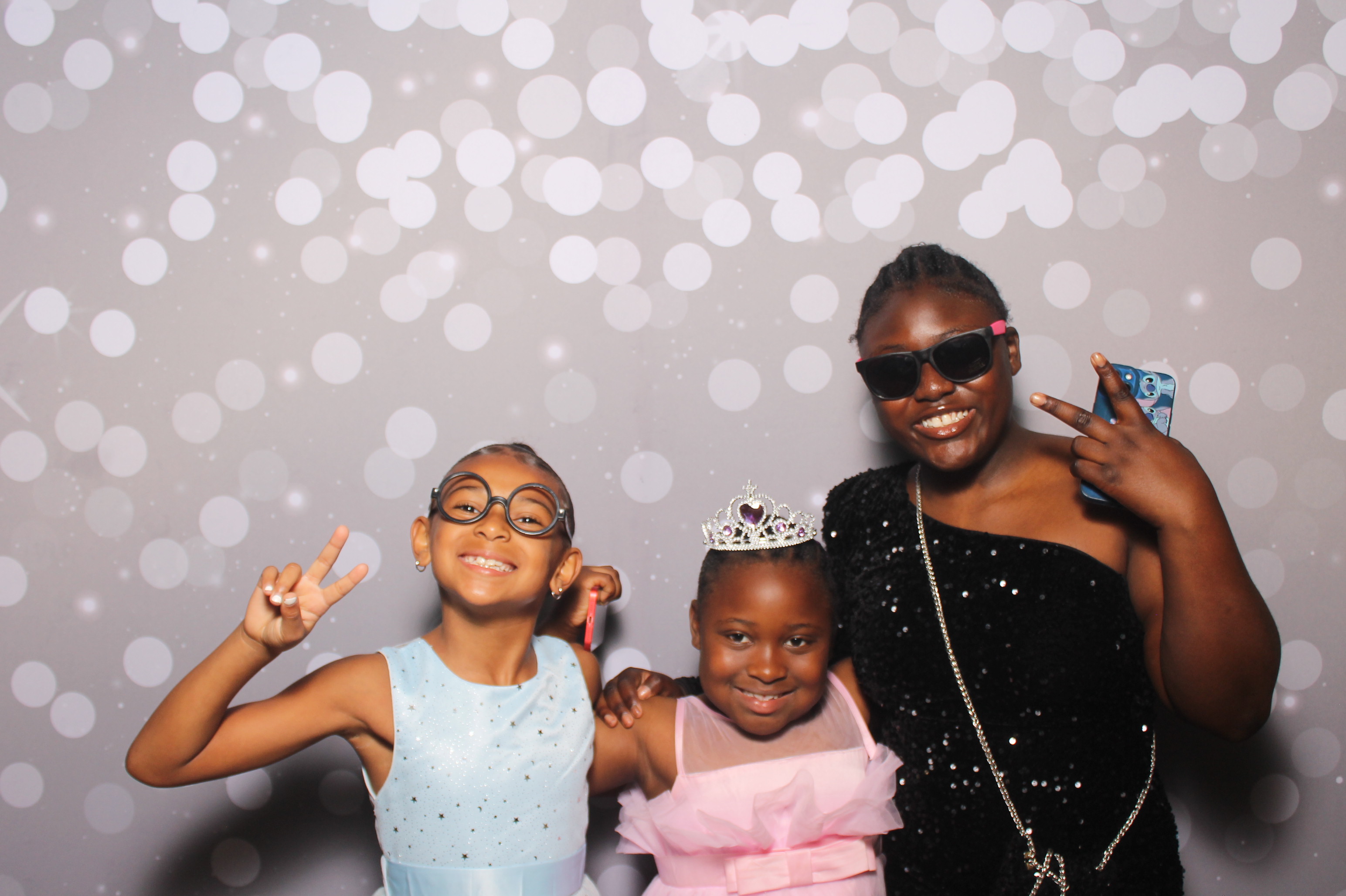 6th District Prom | View more photos from the event at gallery.photoboothcincy.com/u/PhotoBoothCincy/6th-District-Prom