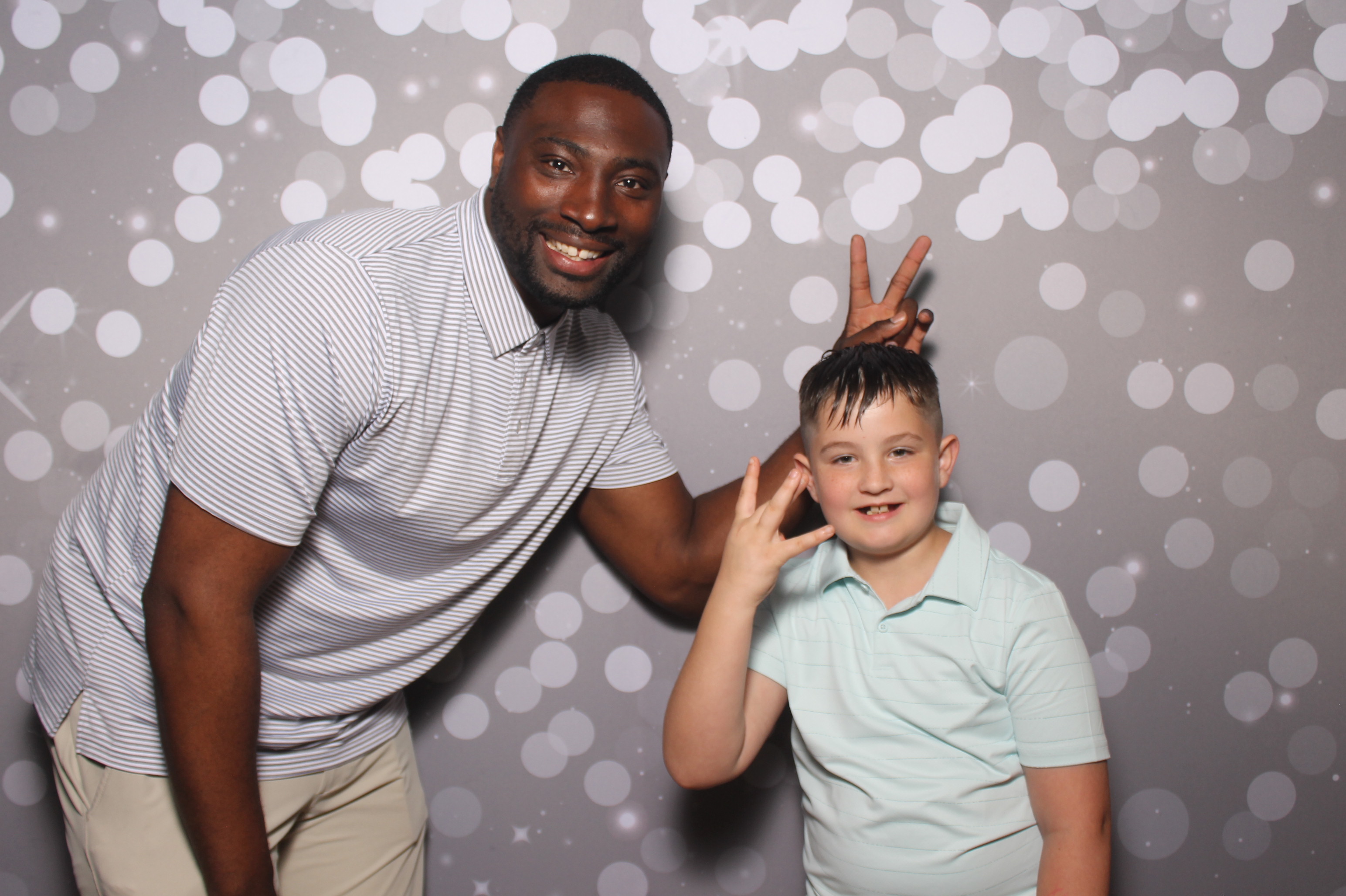 6th District Prom | View more photos from the event at gallery.photoboothcincy.com/u/PhotoBoothCincy/6th-District-Prom