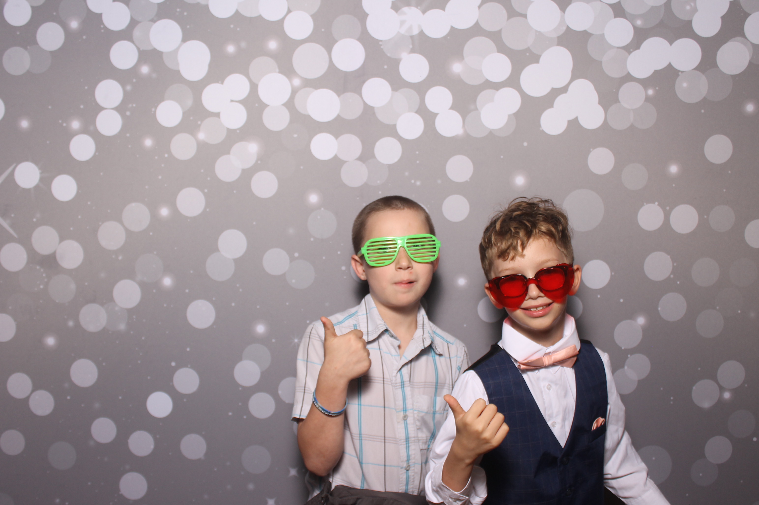 6th District Prom | View more photos from the event at gallery.photoboothcincy.com/u/PhotoBoothCincy/6th-District-Prom