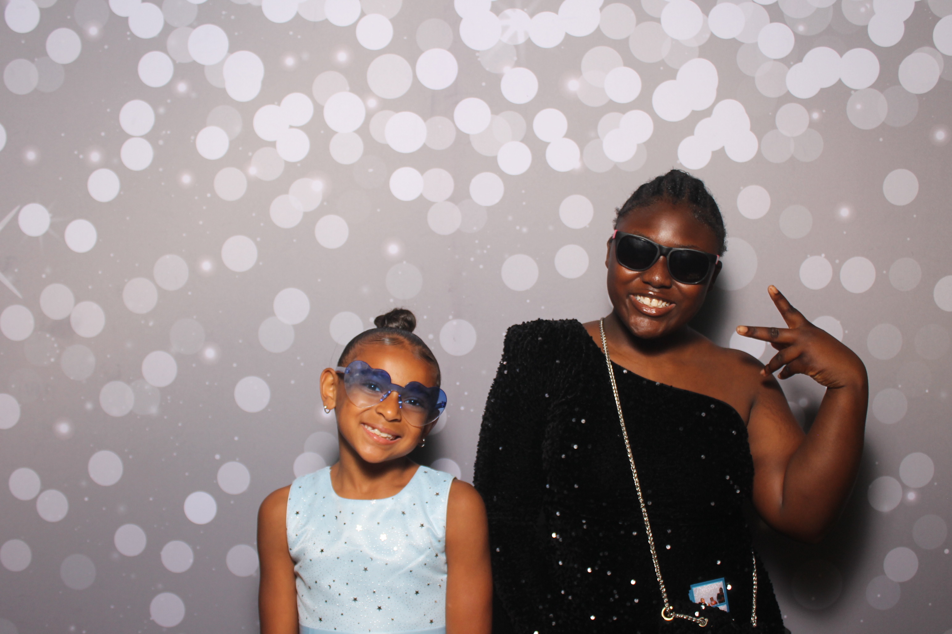 6th District Prom | View more photos from the event at gallery.photoboothcincy.com/u/PhotoBoothCincy/6th-District-Prom