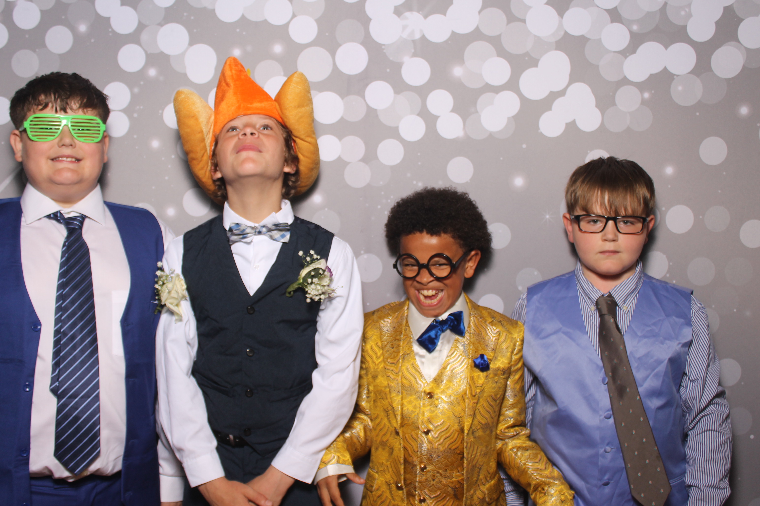 6th District Prom | View more photos from the event at gallery.photoboothcincy.com/u/PhotoBoothCincy/6th-District-Prom