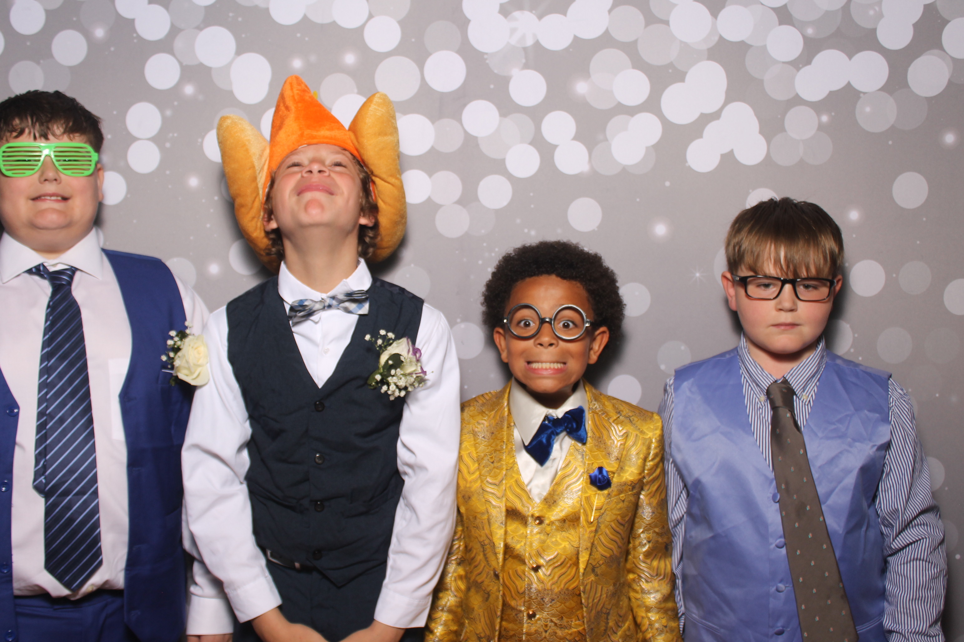 6th District Prom | View more photos from the event at gallery.photoboothcincy.com/u/PhotoBoothCincy/6th-District-Prom