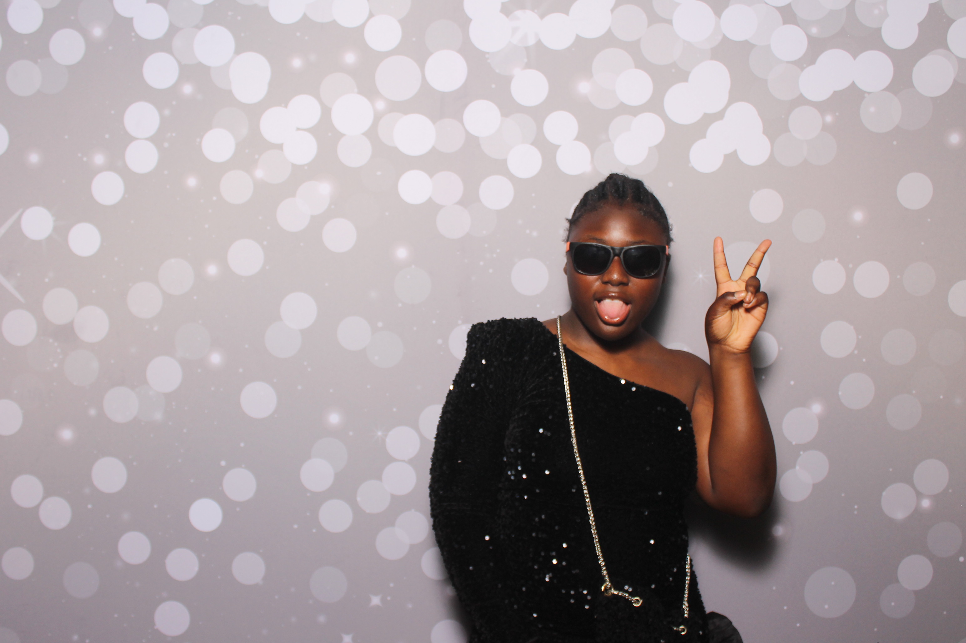 6th District Prom | View more photos from the event at gallery.photoboothcincy.com/u/PhotoBoothCincy/6th-District-Prom