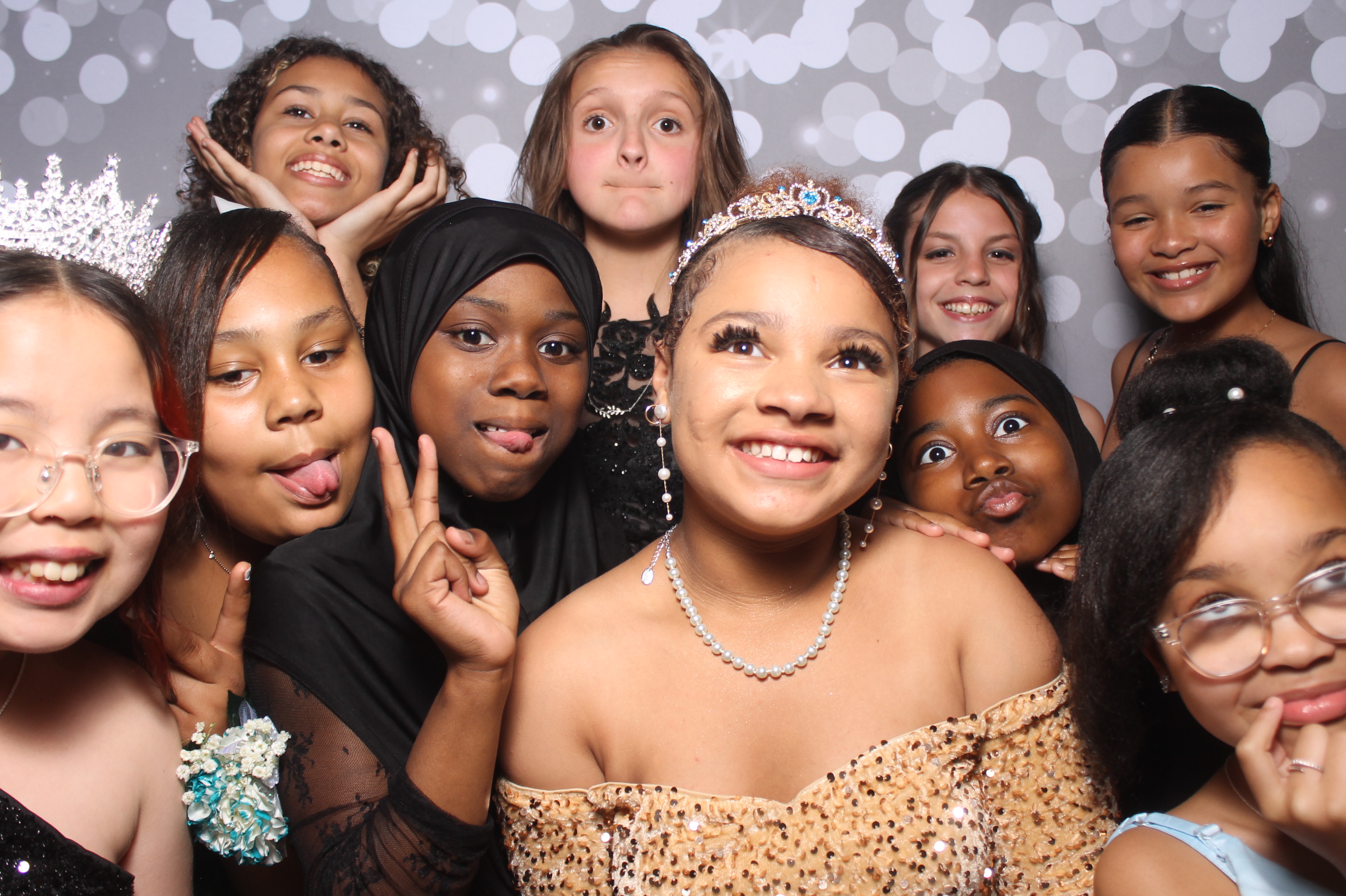 6th District Prom | View more photos from the event at gallery.photoboothcincy.com/u/PhotoBoothCincy/6th-District-Prom