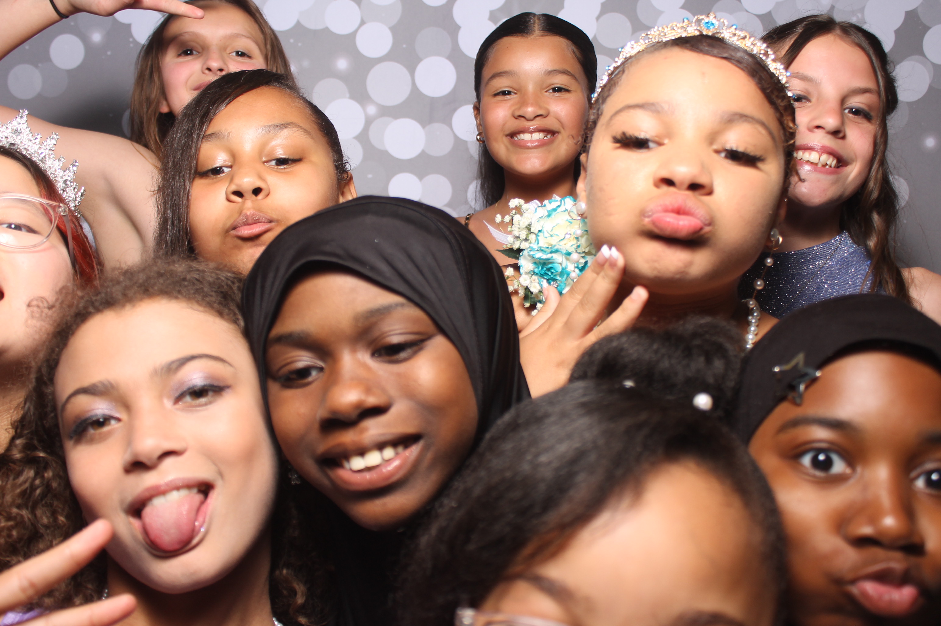 6th District Prom | View more photos from the event at gallery.photoboothcincy.com/u/PhotoBoothCincy/6th-District-Prom