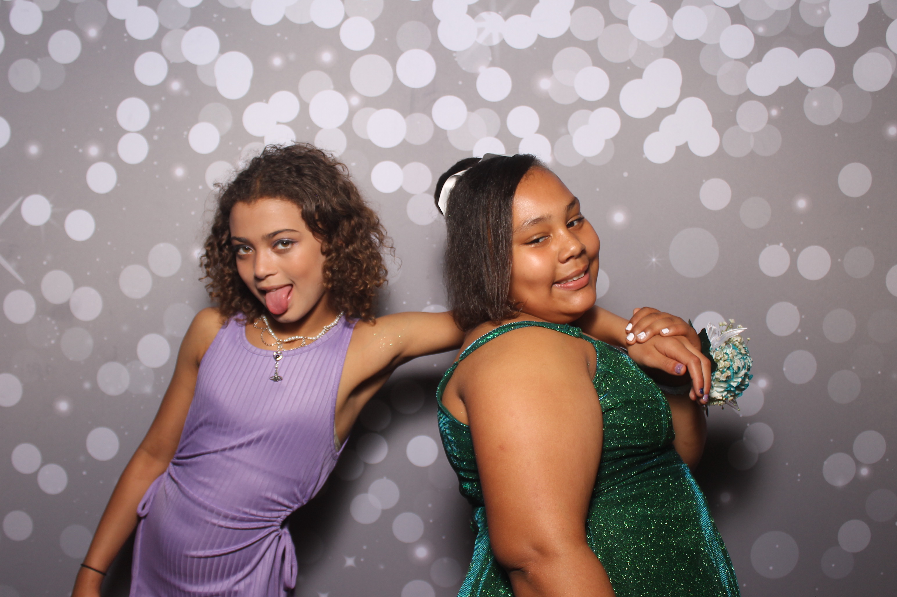 6th District Prom | View more photos from the event at gallery.photoboothcincy.com/u/PhotoBoothCincy/6th-District-Prom