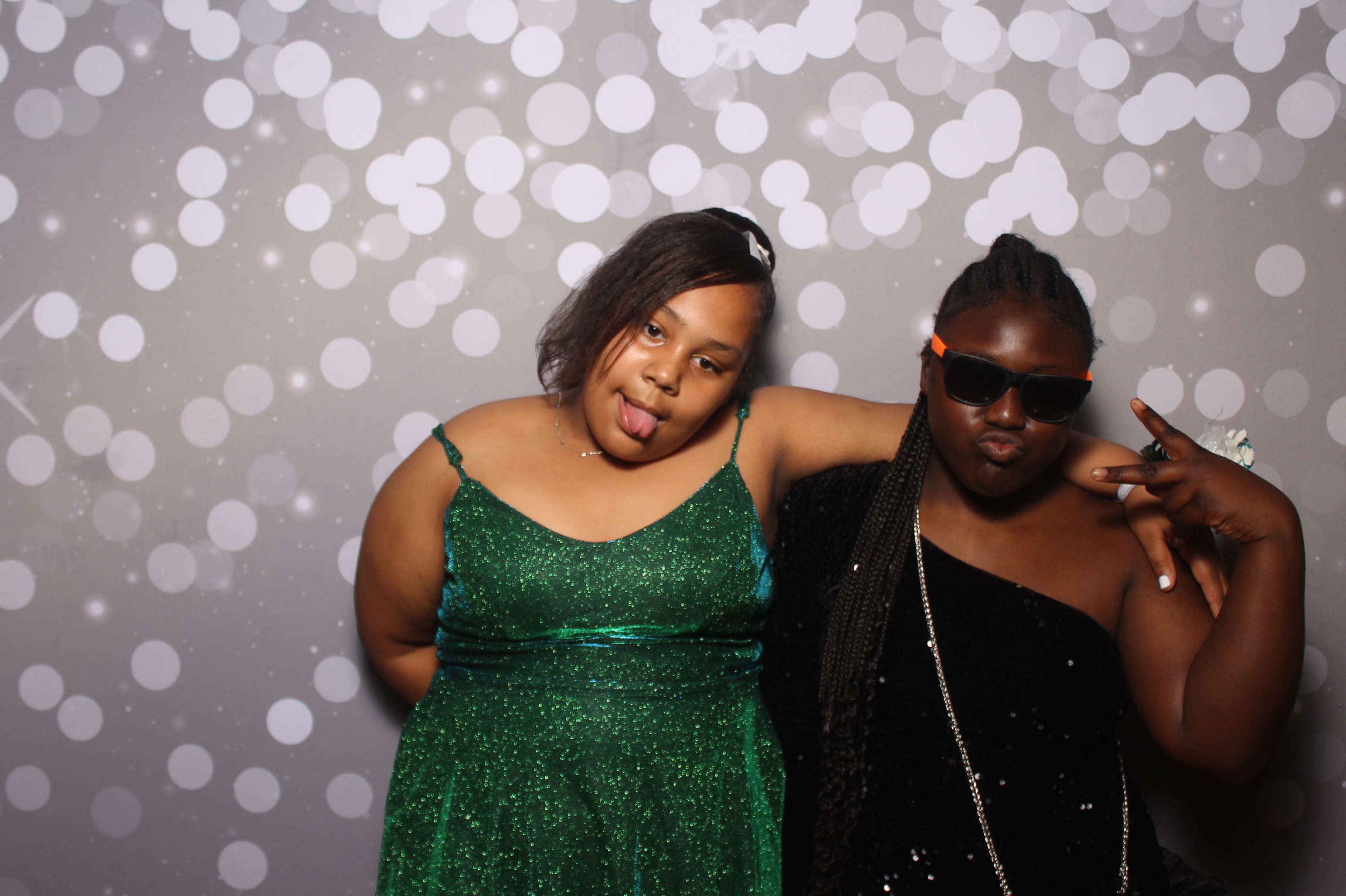 6th District Prom | View more photos from the event at gallery.photoboothcincy.com/u/PhotoBoothCincy/6th-District-Prom