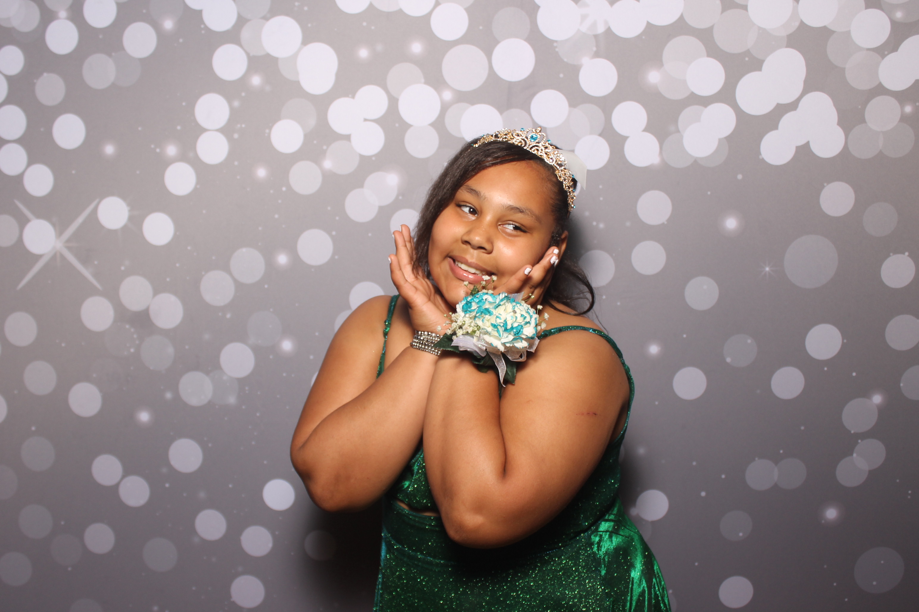 6th District Prom | View more photos from the event at gallery.photoboothcincy.com/u/PhotoBoothCincy/6th-District-Prom