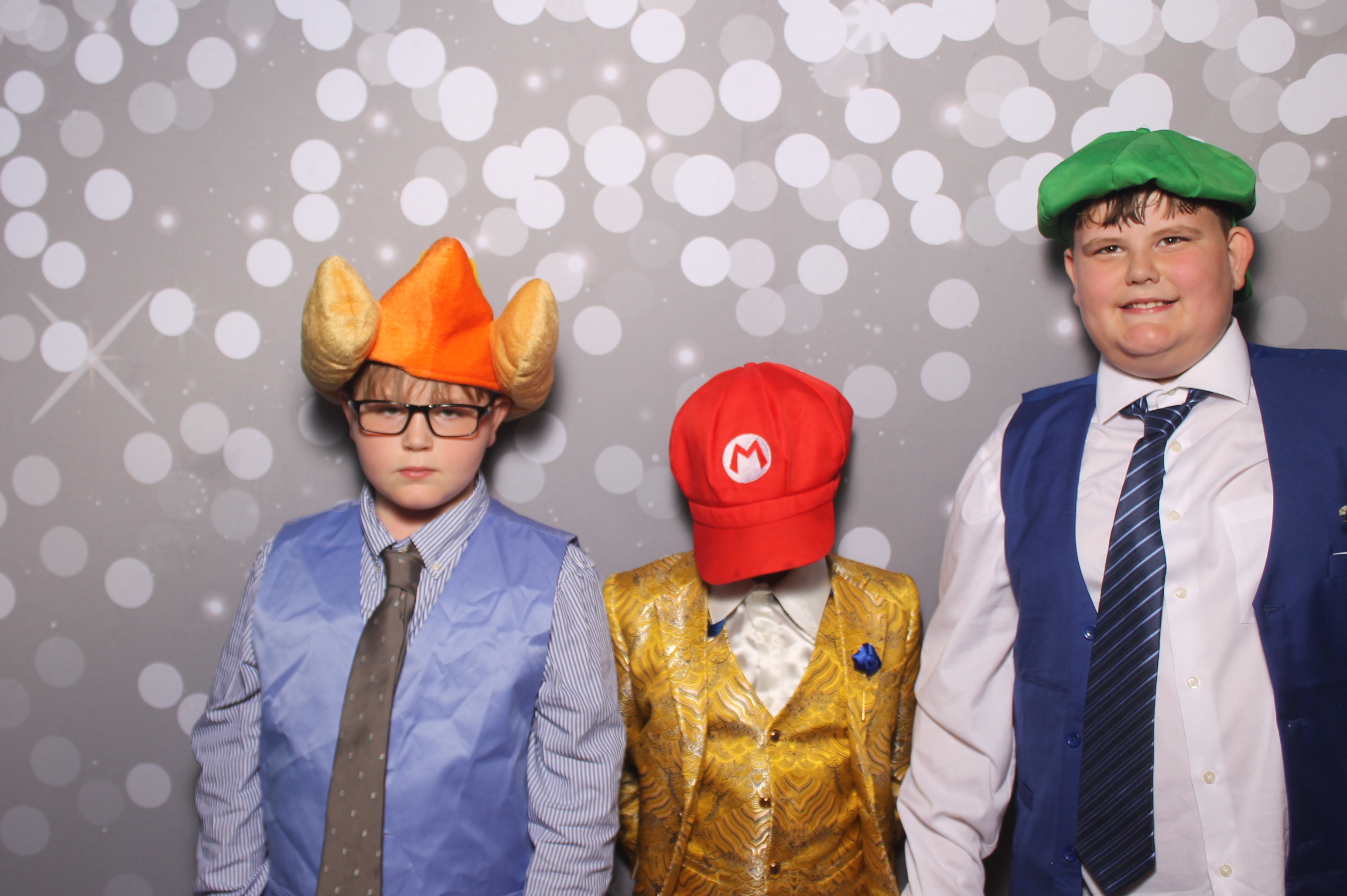 6th District Prom | View more photos from the event at gallery.photoboothcincy.com/u/PhotoBoothCincy/6th-District-Prom