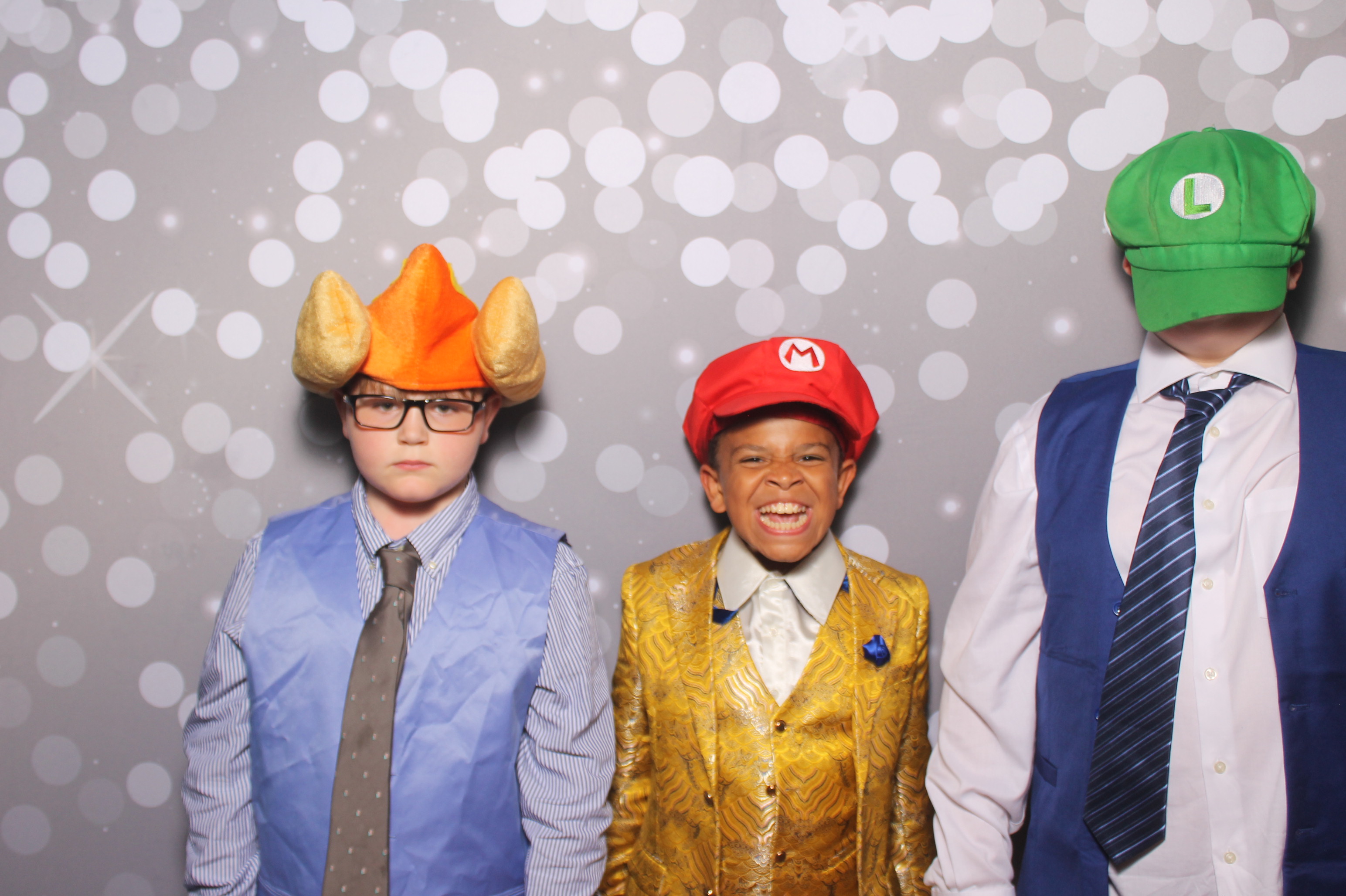 6th District Prom | View more photos from the event at gallery.photoboothcincy.com/u/PhotoBoothCincy/6th-District-Prom