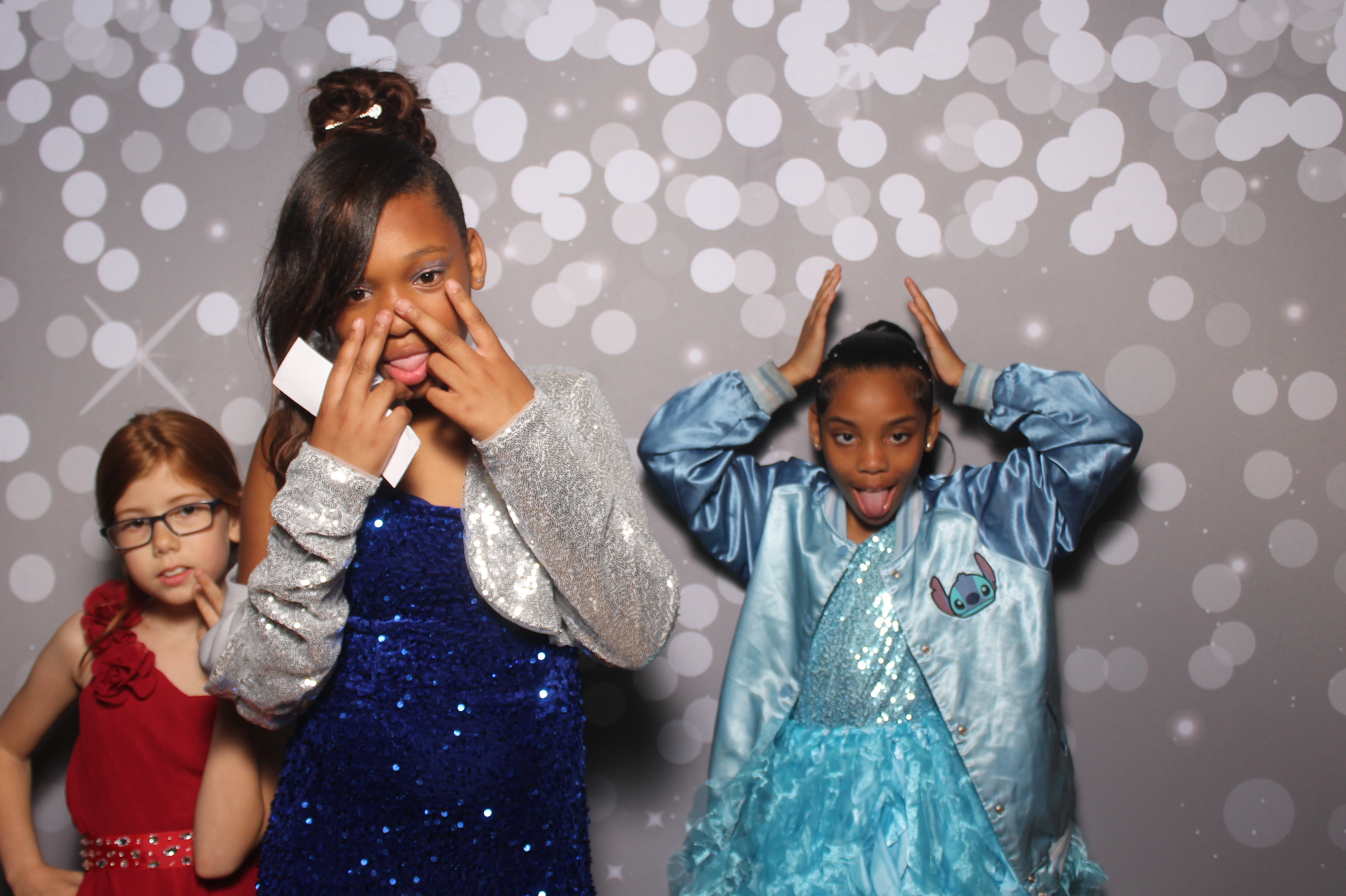 6th District Prom | View more photos from the event at gallery.photoboothcincy.com/u/PhotoBoothCincy/6th-District-Prom
