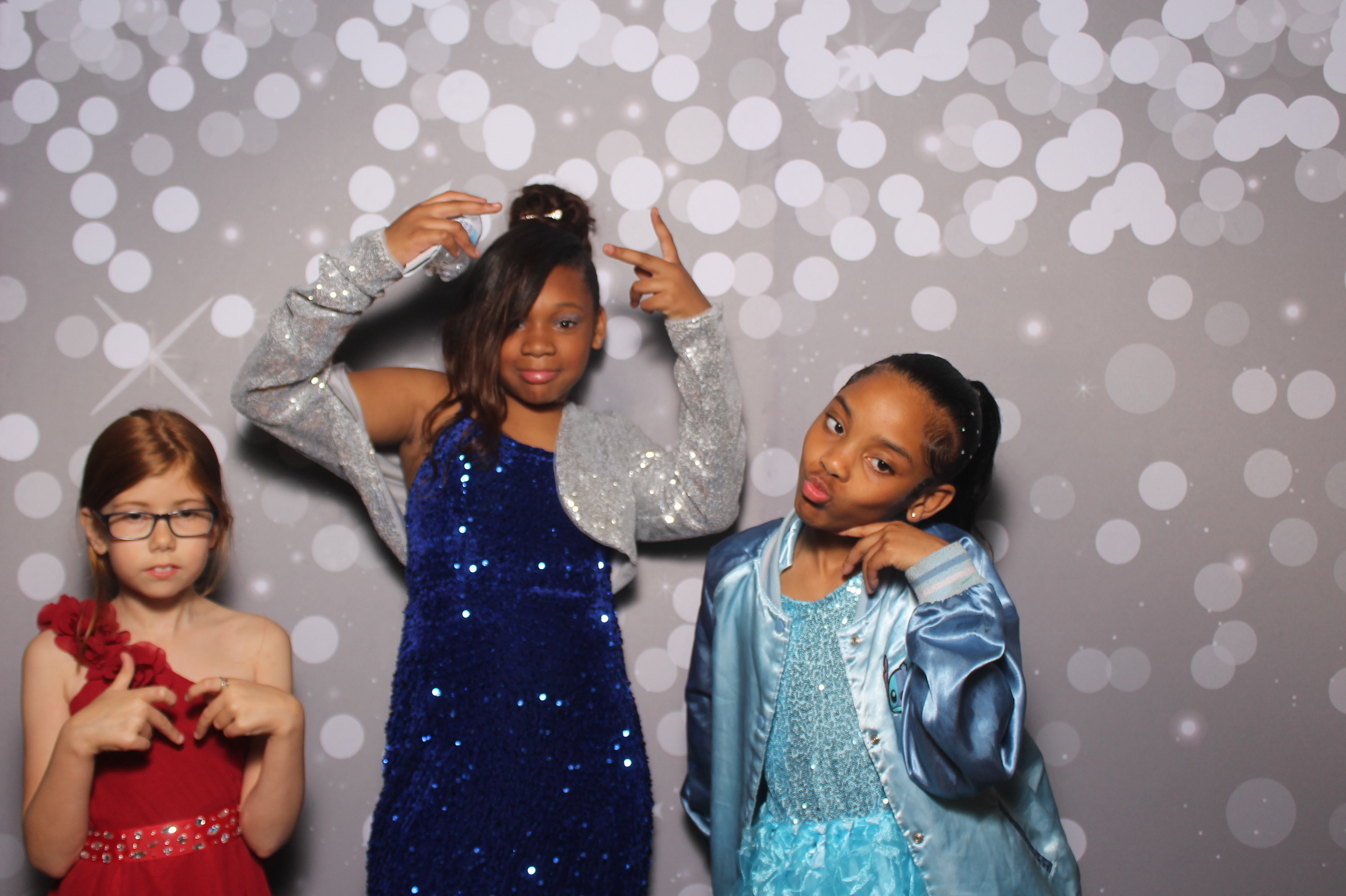 6th District Prom | View more photos from the event at gallery.photoboothcincy.com/u/PhotoBoothCincy/6th-District-Prom