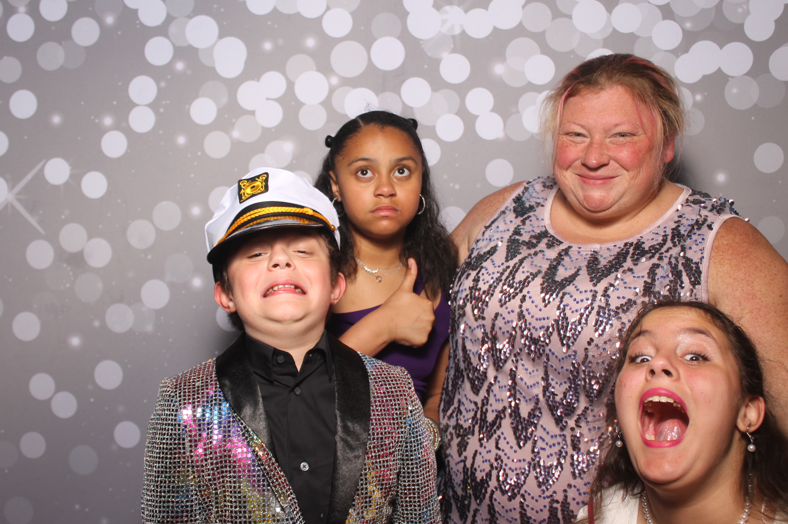 6th District Prom | View more photos from the event at gallery.photoboothcincy.com/u/PhotoBoothCincy/6th-District-Prom