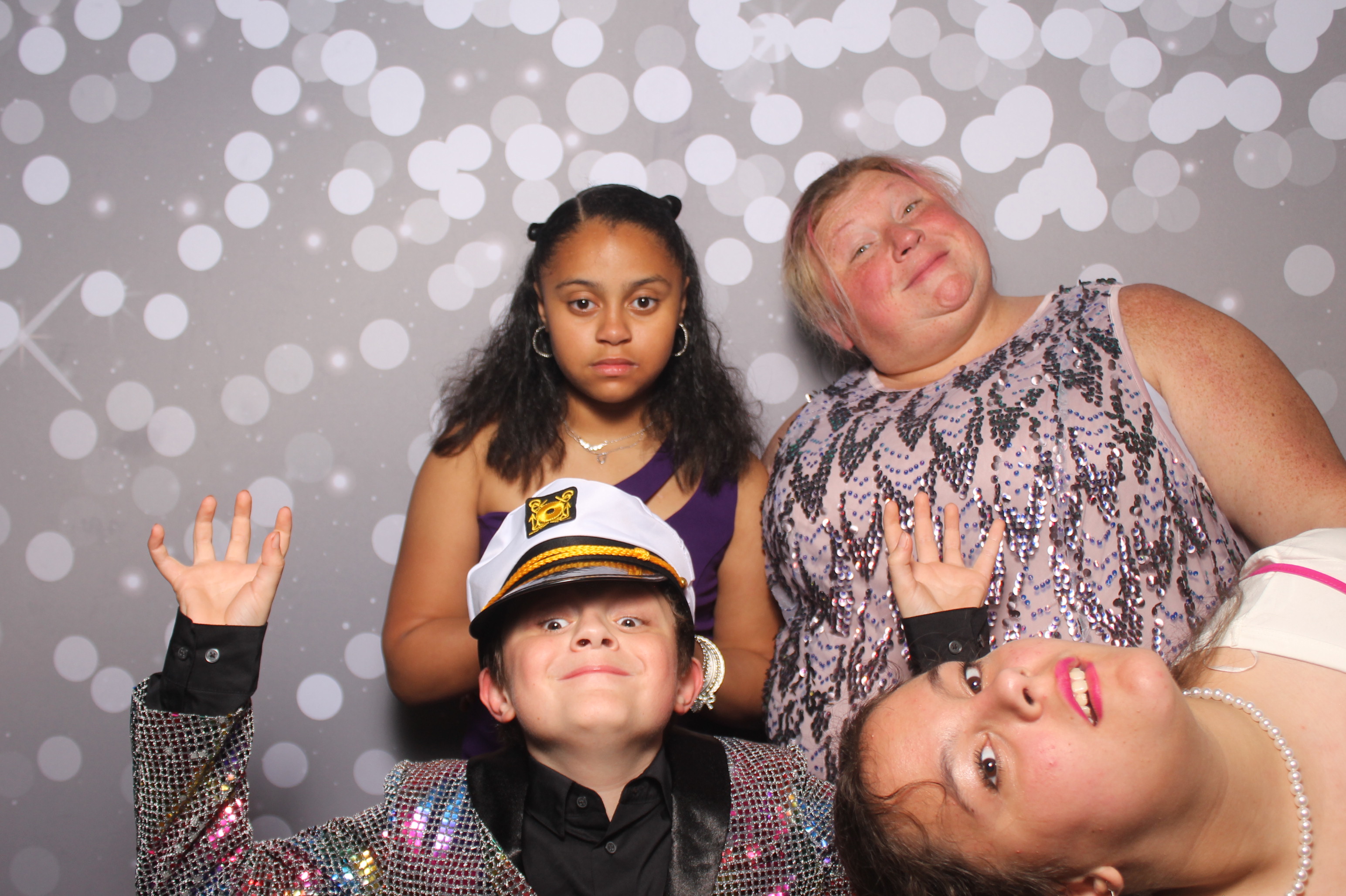 6th District Prom | View more photos from the event at gallery.photoboothcincy.com/u/PhotoBoothCincy/6th-District-Prom