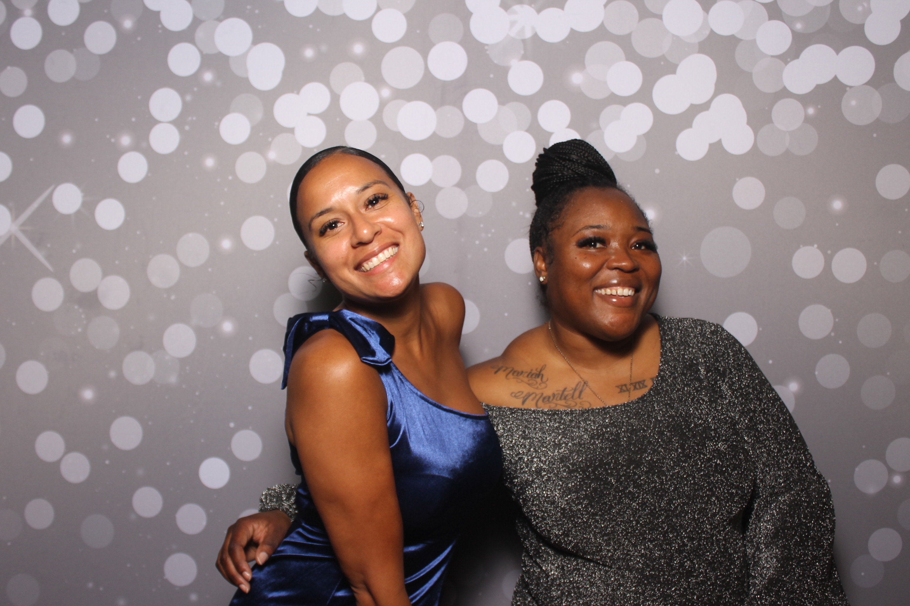 6th District Prom | View more photos from the event at gallery.photoboothcincy.com/u/PhotoBoothCincy/6th-District-Prom