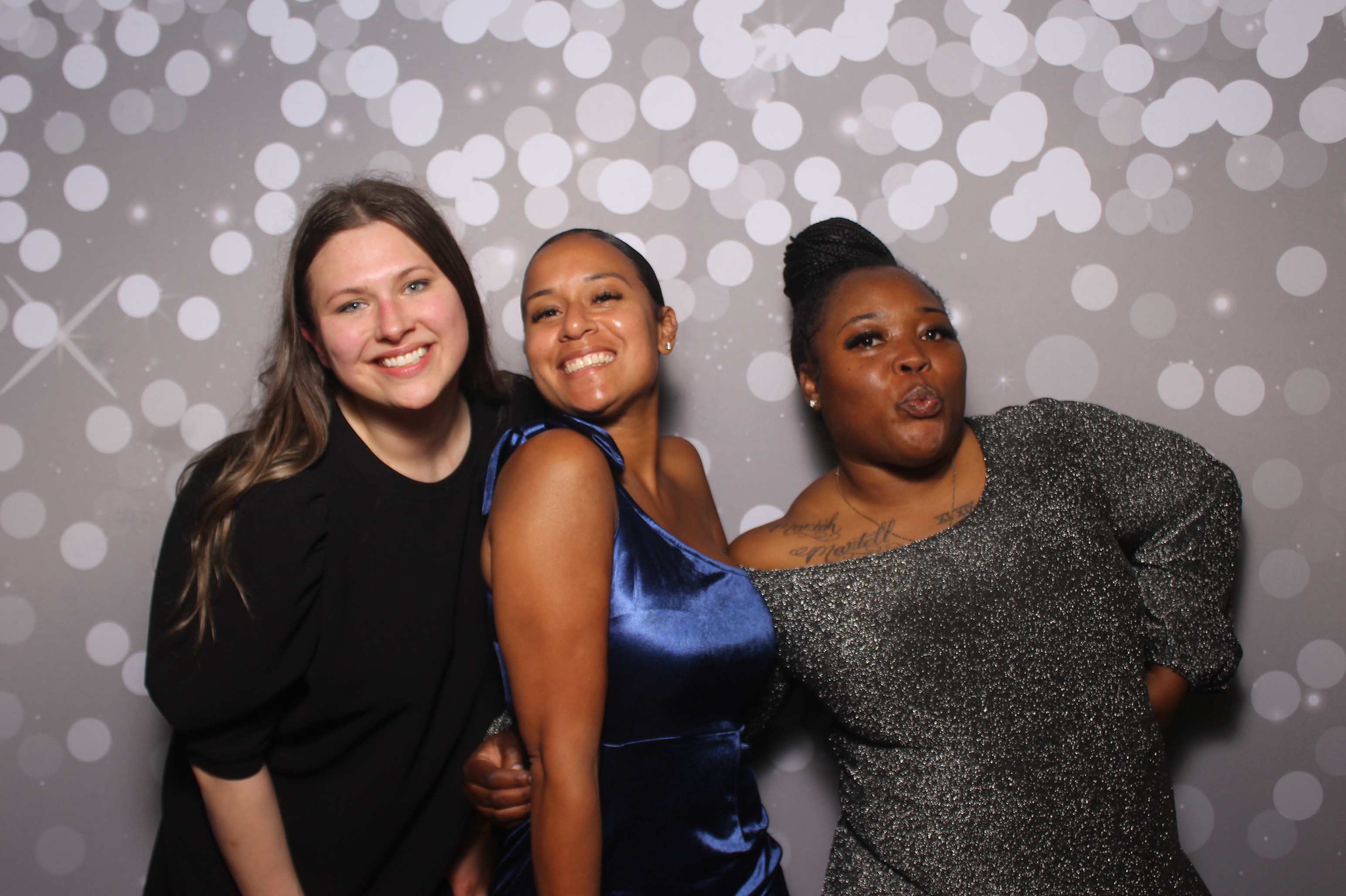 6th District Prom | View more photos from the event at gallery.photoboothcincy.com/u/PhotoBoothCincy/6th-District-Prom